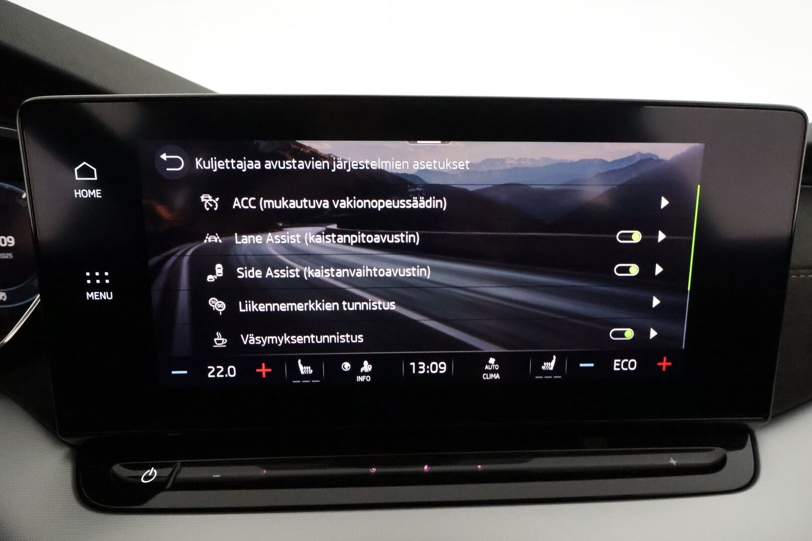 Skoda Octavia 2021 Combi 1.4 TSI PHEV Style iV DSG **Webasto / Adapt.Vakkari / Matrix-LED / P.Tutkat / Muistipenkit / Navi / Keyless** - 2x Latauskaapelit / Kahdet Renkaat