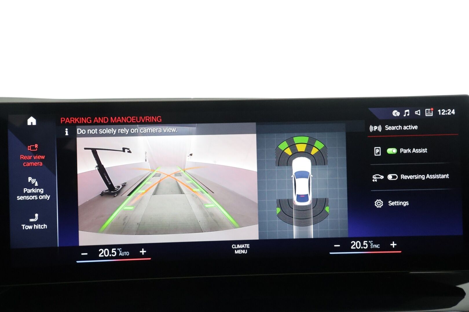 BMW i4 2024 eDrive40 Charged - | ACC | Lisälämmitin | Koukku | LED | Widescreen | P.Kamera | Puolinahat | Comfort access | Sporttipenkit | 1.Om suomi-auto | Kahdet Renkaat | Merkkihuollettu |