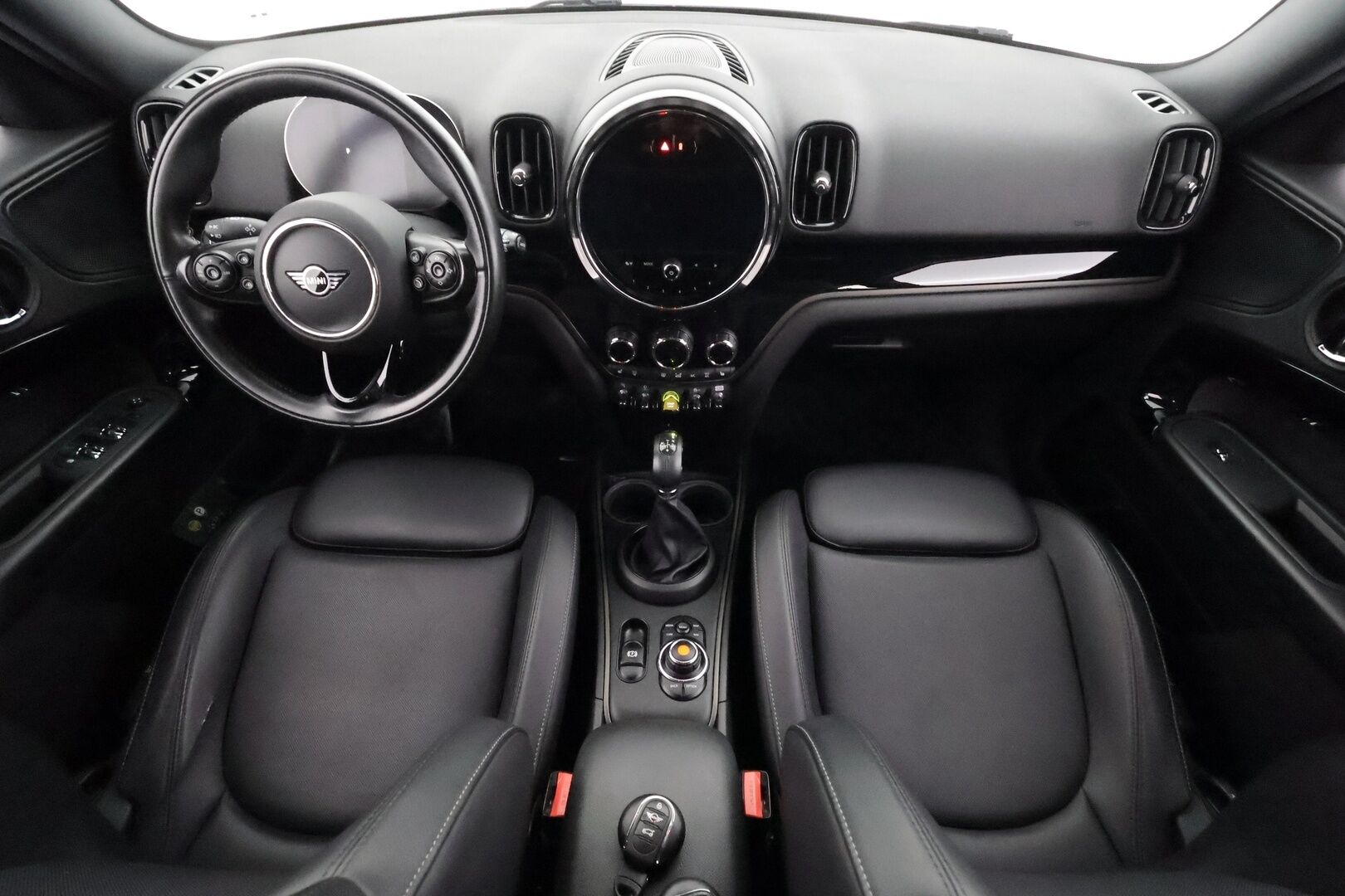 Mini Countryman 2021 Cooper SE ALL4 A - | ACC | LED | P.Tutkat | Puolinahat Sporttipenkit | Digimittaristo | Apple&Android | Merkkihuollettu | Kahdet Renkaat |