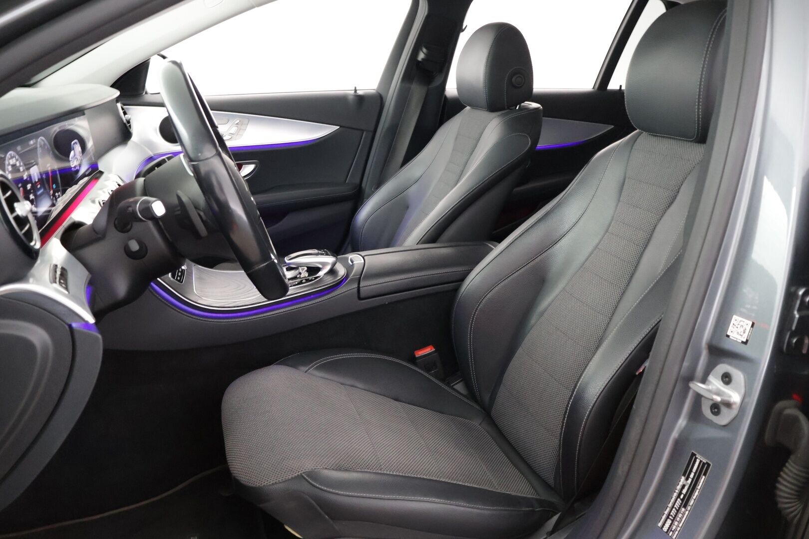 Mercedes-Benz E 2020 300 de T A Business Avantgarde EQ Power - Juuri saapunut | Blis | Acc | 360kamera | Vetokoukku | Muistipenkit | Dynamic Led 