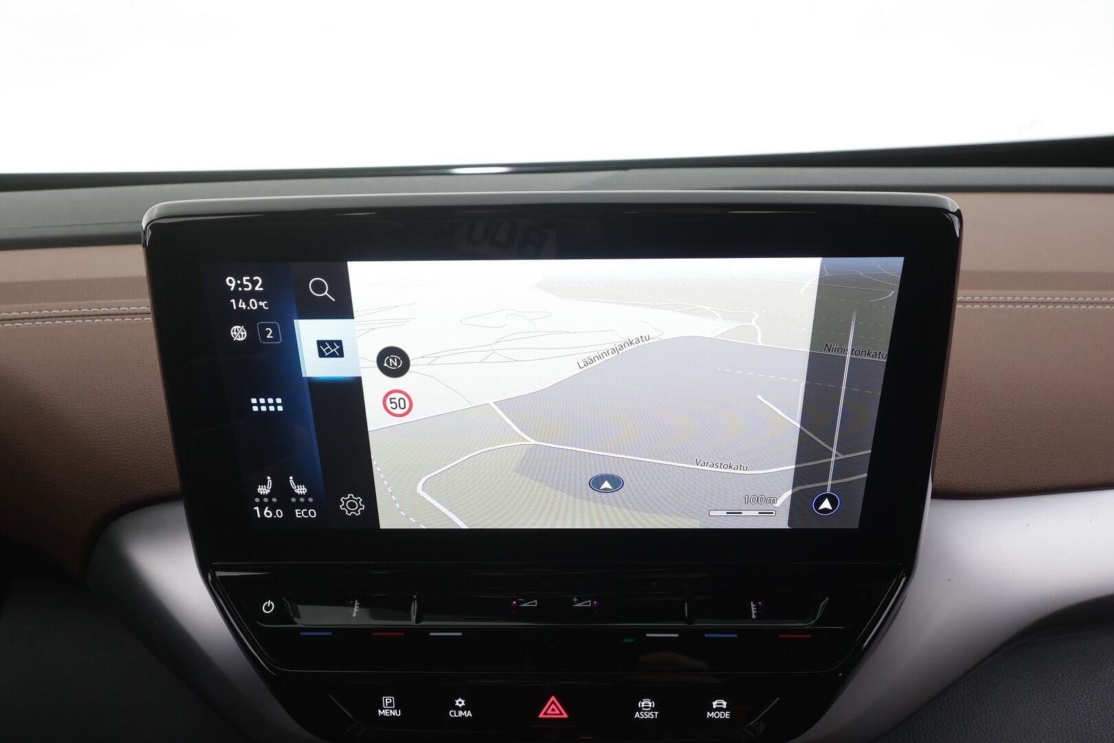 Volkswagen ID.4 2023 Pro Performance Business 150 kW, akku 77 kWh - | ACC | ILP | Koukku | P.Kamera | Hierovat Muistipenkit | LED | Puolinahat | Ratinlämmitys | Keyless | Apple&Android | 1.Om Suomi-auto | Kahdet Renkaat | 