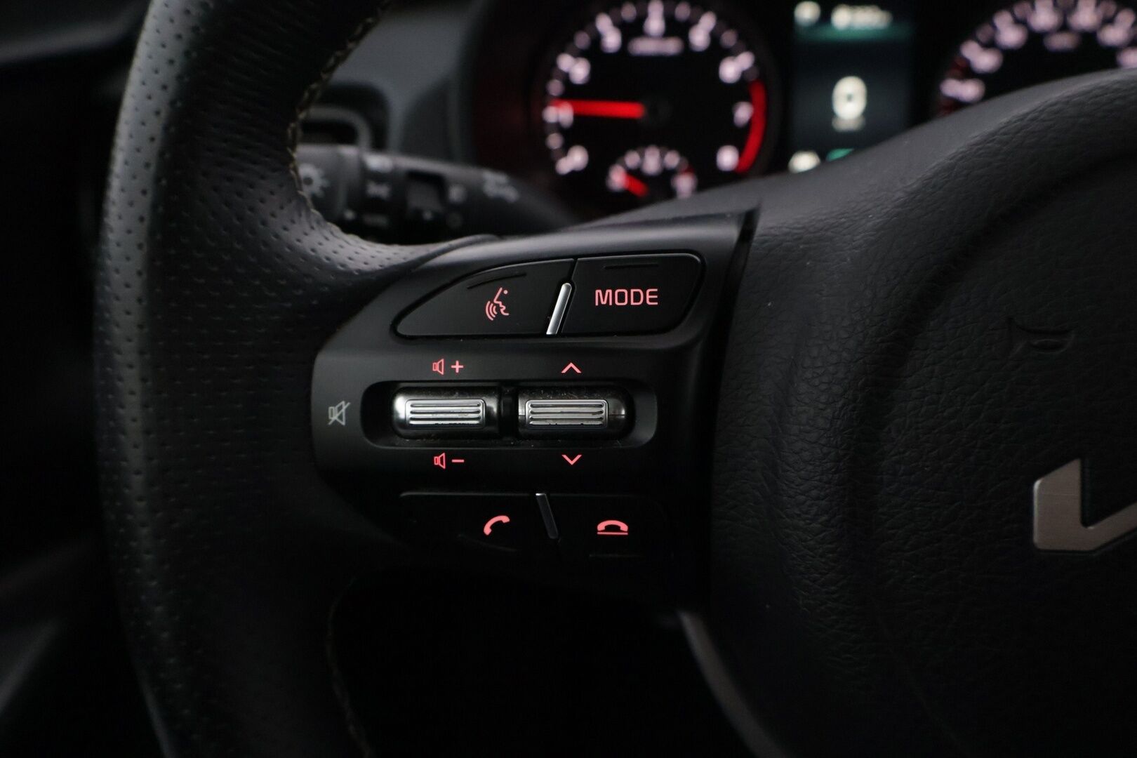 Kia Rio 2023 1,0 T-GDI Mild-Hybrid 120hv GT-Line - Erikoismalli! | ACC | Lohko.S.Pistoke | Navi | P.kamera | Blis | Puolinahat | KeyLessGo