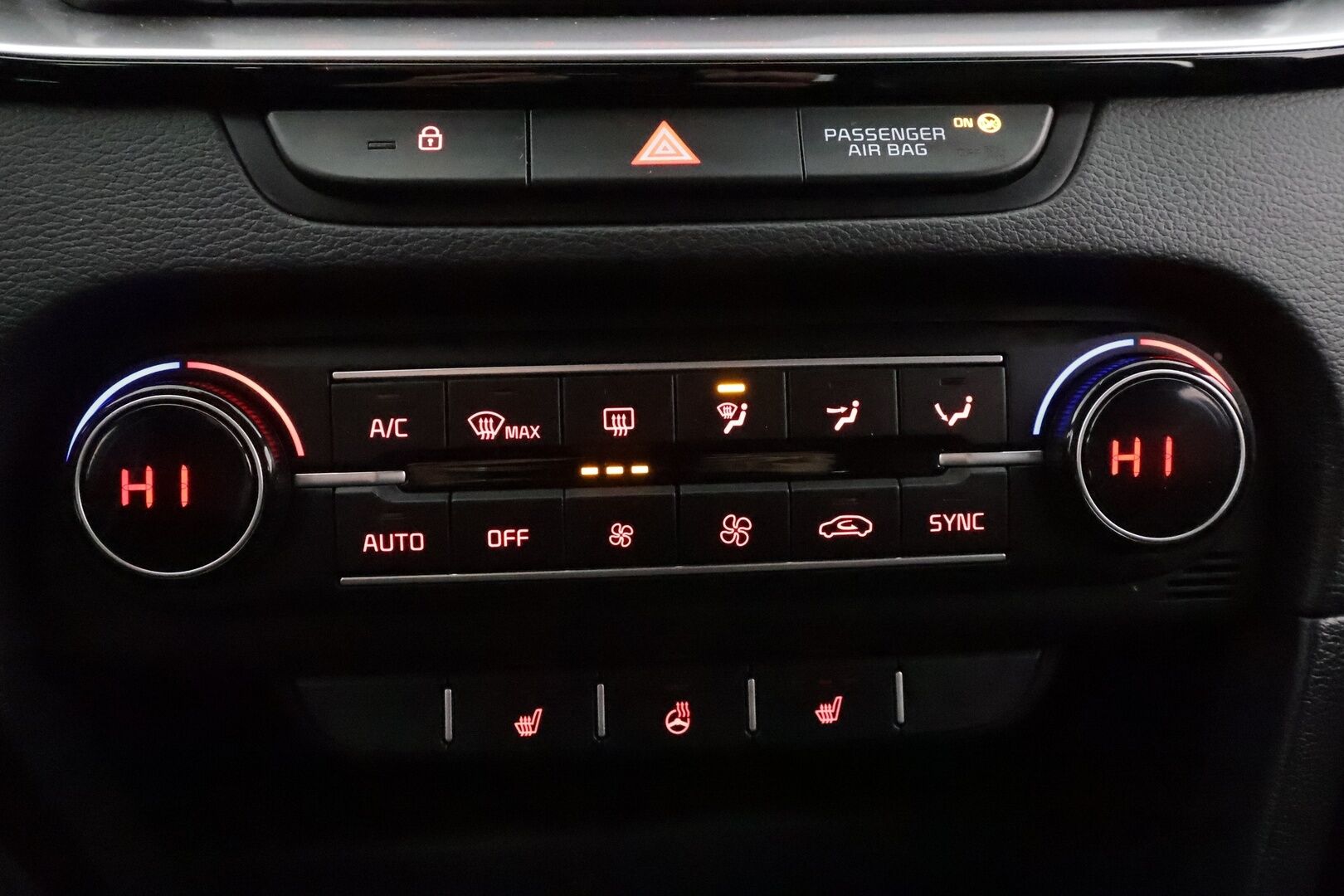 Kia ProCeed 2023 1,5 T-GDI 160hv GT-Line DCT * 1.Om Suomi-auto / ACC / P.kamera / Navi / Puolinahat * - Kahdet renkaat aluvanteilla / Merkkihuollettu - HULLUT BLACKWEEK JATKOT - KORKOTARJOUS 2,49%