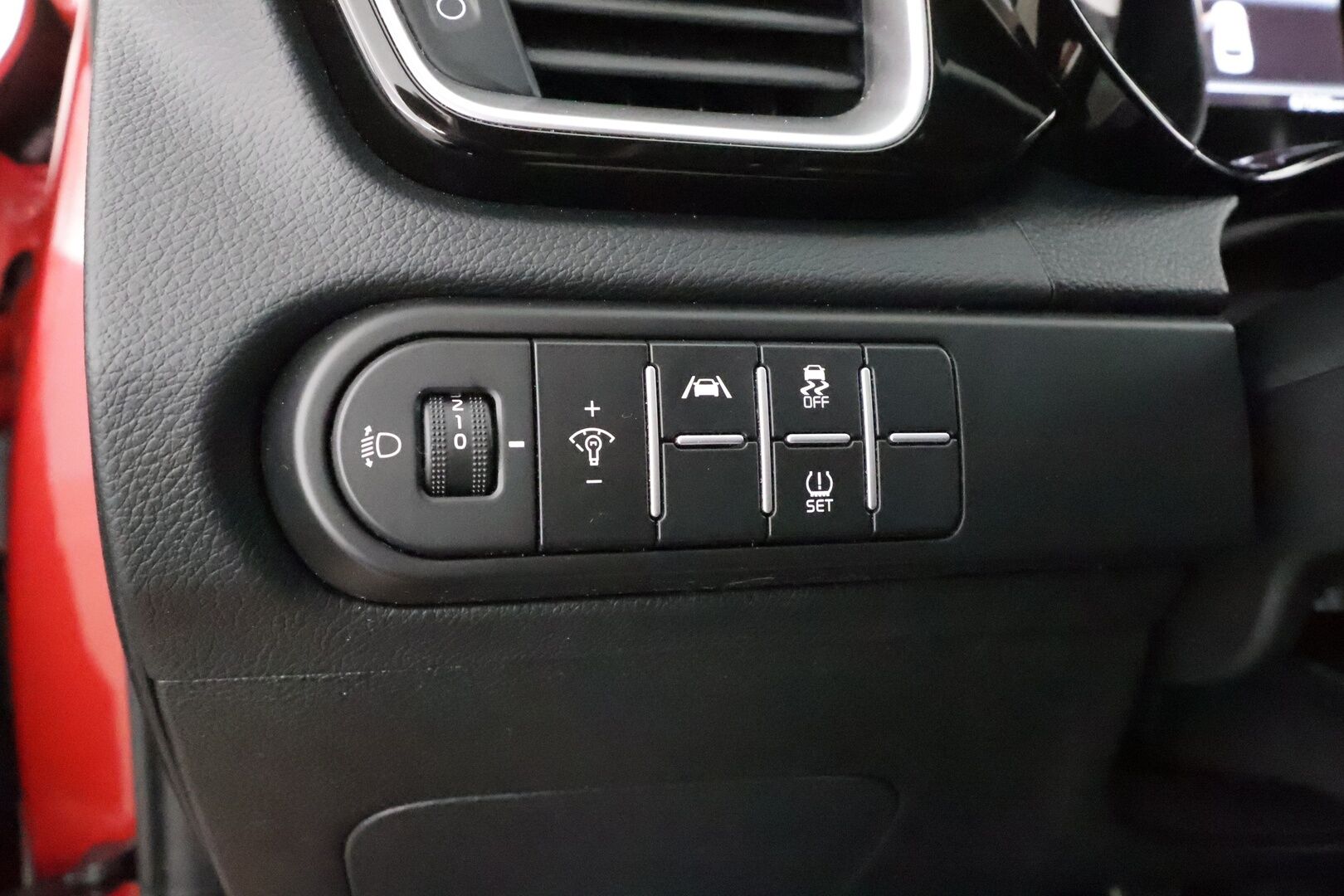 Kia ProCeed 2023 1,5 T-GDI 160hv GT-Line DCT * 1.Om Suomi-auto / ACC / P.kamera / Navi / Puolinahat * - GT-Line paketilla / Kahdet renkaat aluvanteilla / Merkkihuollettu 