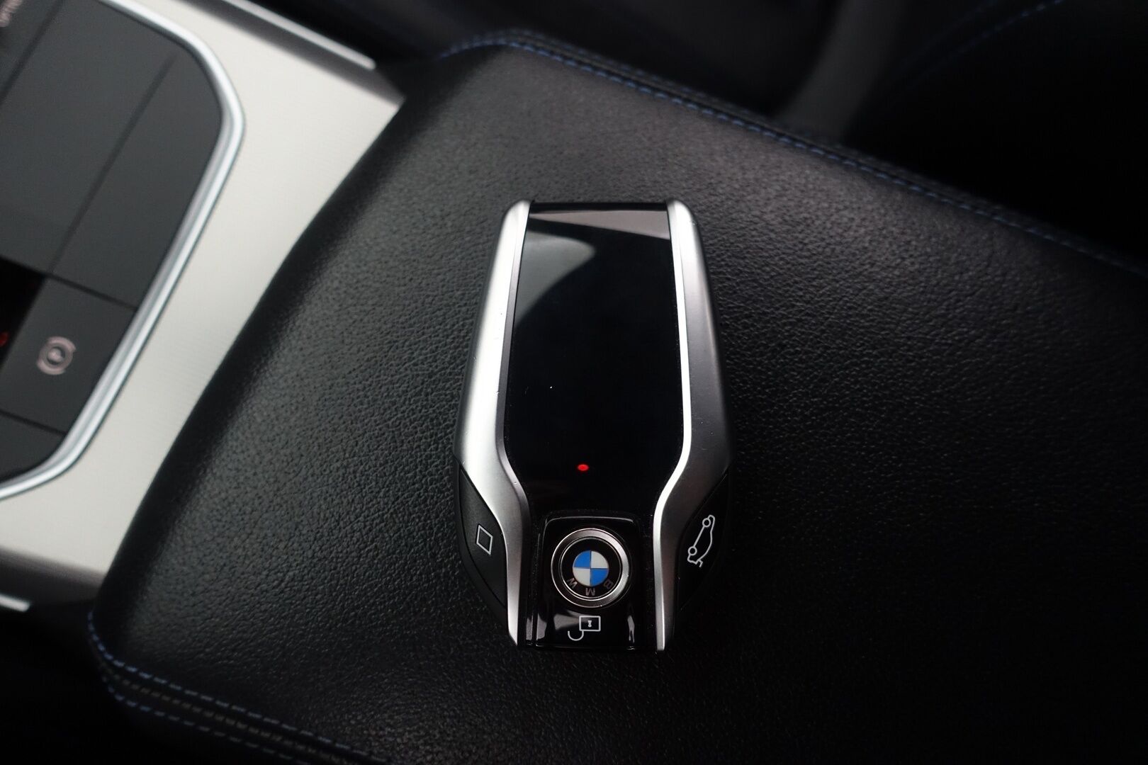 BMW 320 2019 G20 Sedan xDrive Business M Sport - * ACC / Koukku / Webasto / Digimittari / Navi / HiFi / LED / Ambient *