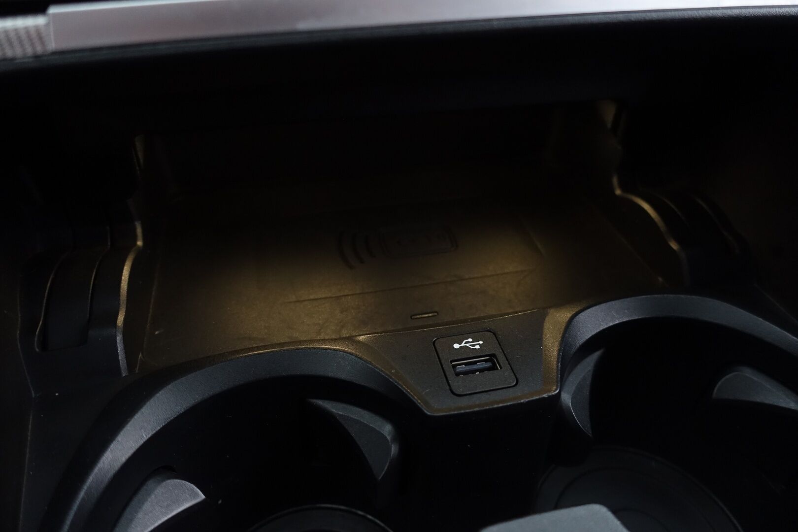 BMW 320 2019 G20 Sedan xDrive Business M Sport - * ACC / Koukku / Webasto / Digimittari / Navi / HiFi / LED / Ambient *
