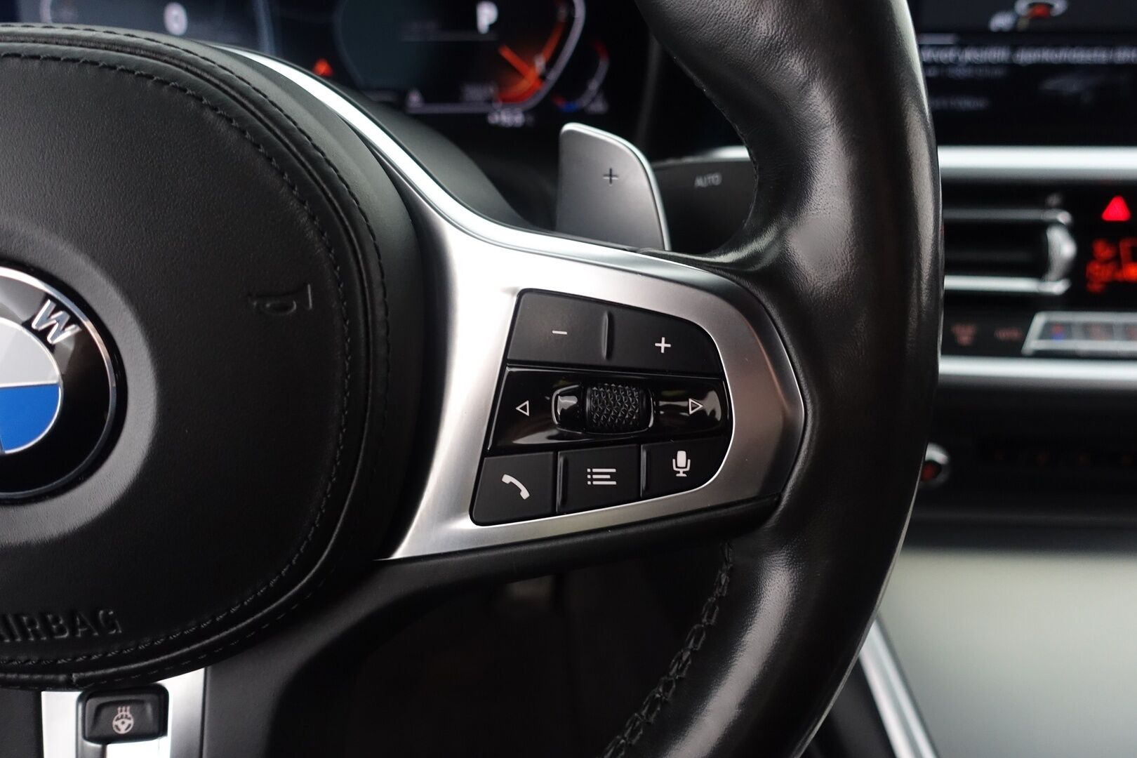 BMW 320 2019 G20 Sedan xDrive Business M Sport - * ACC / Koukku / Webasto / Digimittari / Navi / HiFi / LED / Ambient *