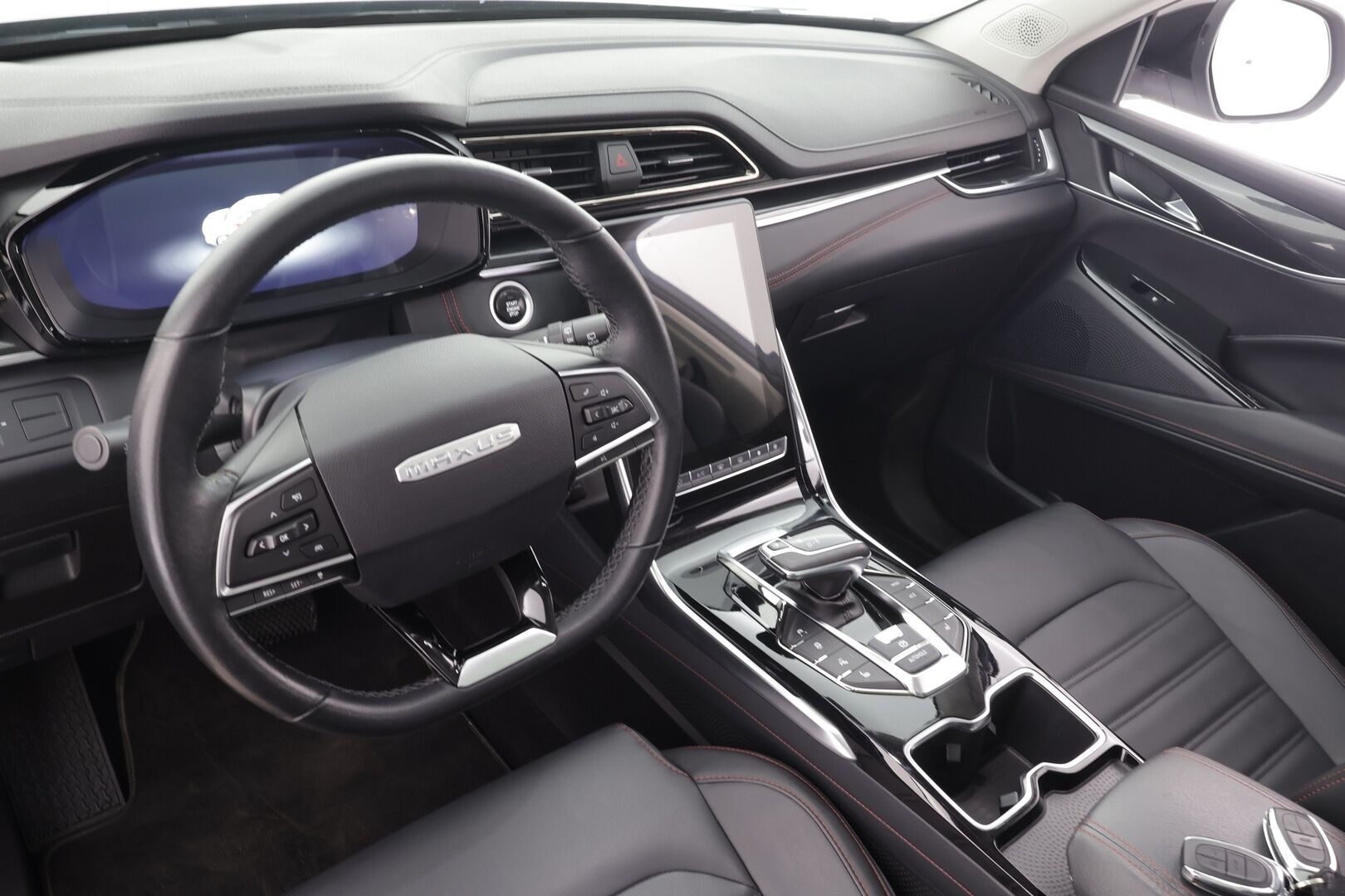 Maxus Euniq 6 2023 Grand Suv XSPECIAL * ACC / Panorama / 360° / Sähköpenkit / Keyless / LED / Sähköluukku / Nahat * - Suomi-auto 