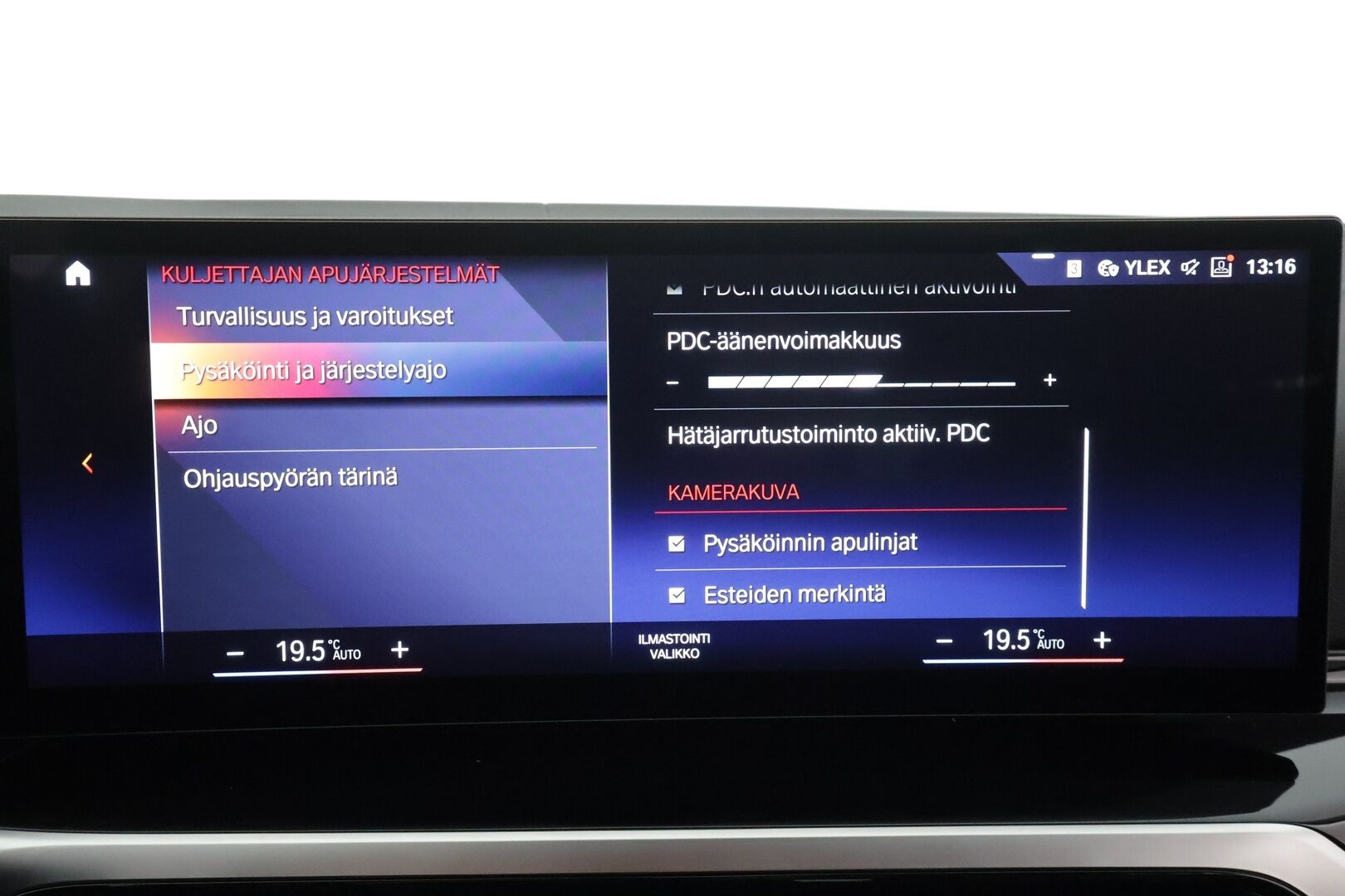 BMW i4 2024 eDrive35 - | ACC | ILP | Harman/Kardon | Sporttipenkit | Puolinahat | P.kamera ja tutkat | Kaistavahti | Navi | Digimittaristo | LED | 2x renkaat aluin | 1-om suomiauto |