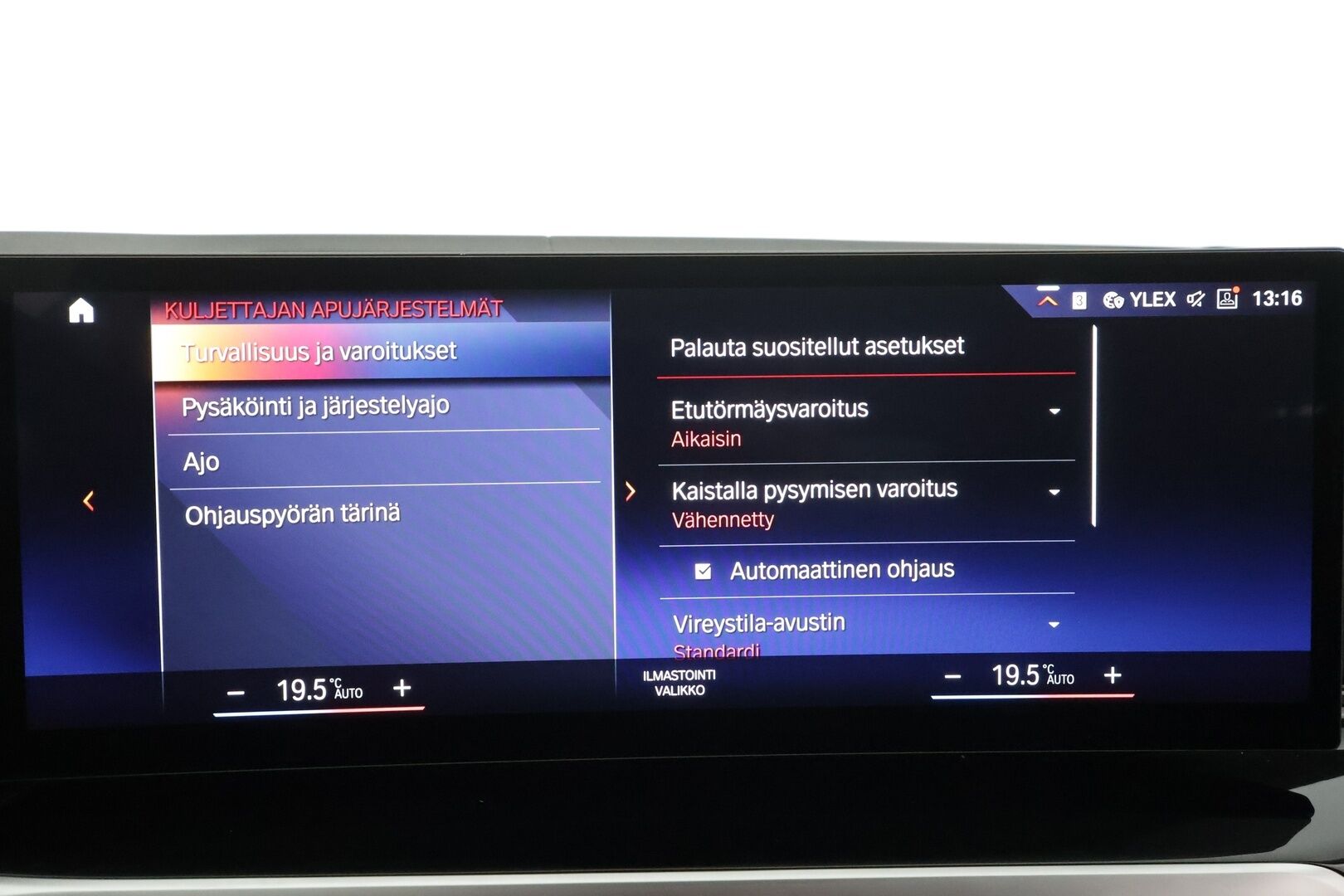 BMW i4 2024 eDrive35 - | ACC | ILP | Harman/Kardon | Sporttipenkit | Puolinahat | P.kamera ja tutkat | Kaistavahti | Navi | Digimittaristo | LED | 2x renkaat aluin | 1-om suomiauto |