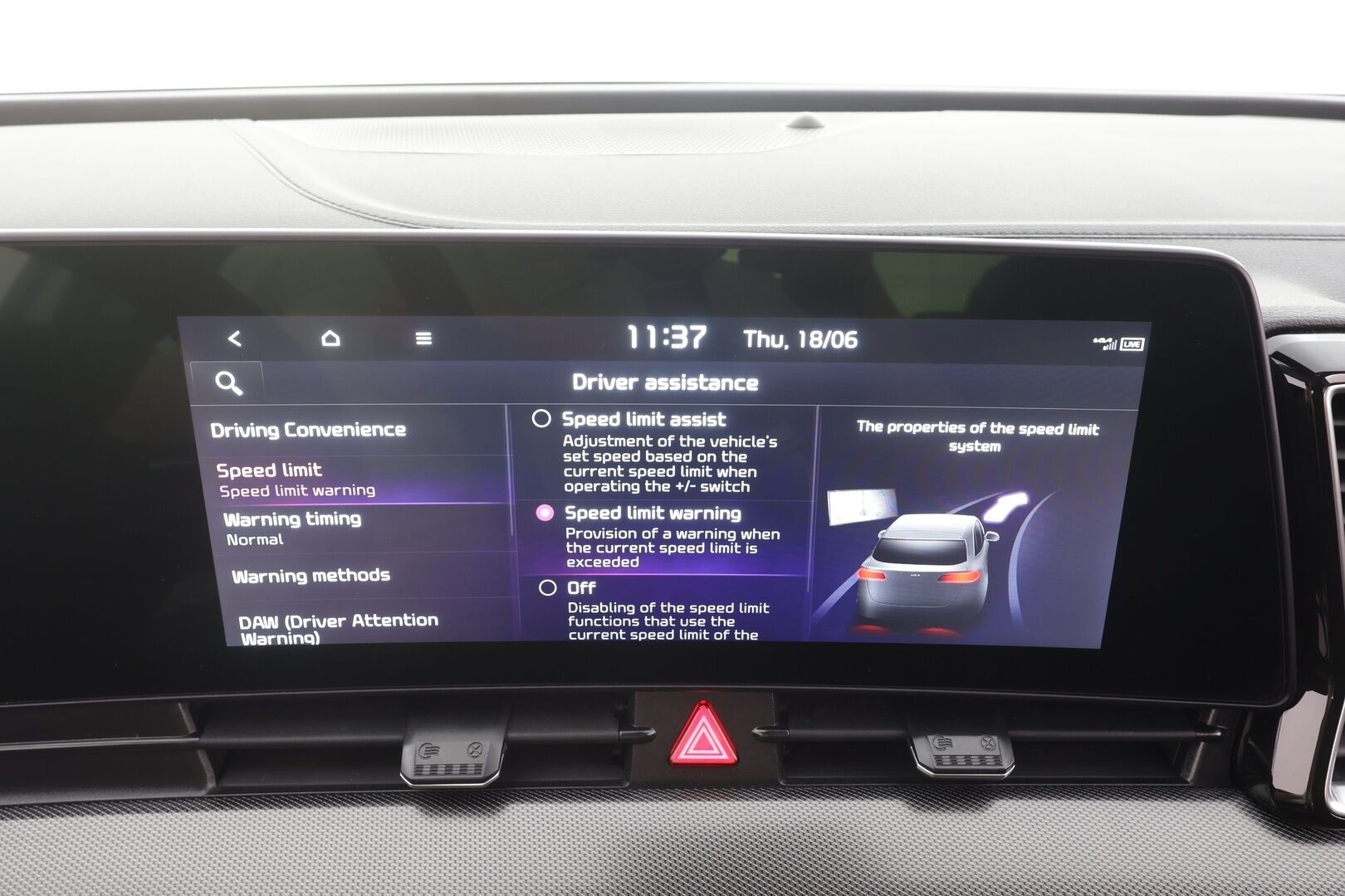 Kia Sportage 2023 1,6 T-GDI AWD Plug-in Hybrid Business Premium AT 265hv - | ACC | H&K | 360° | Lohko+Sisä | Sähköpenkit | Katvevaroitin | Ratinlämmitin | LED | Navi | Sähköluukku | Apple&Android | Puolinahat | Suomi-auto | Kahdet renkaat aluvanteilla | Merkkihuollettu | 