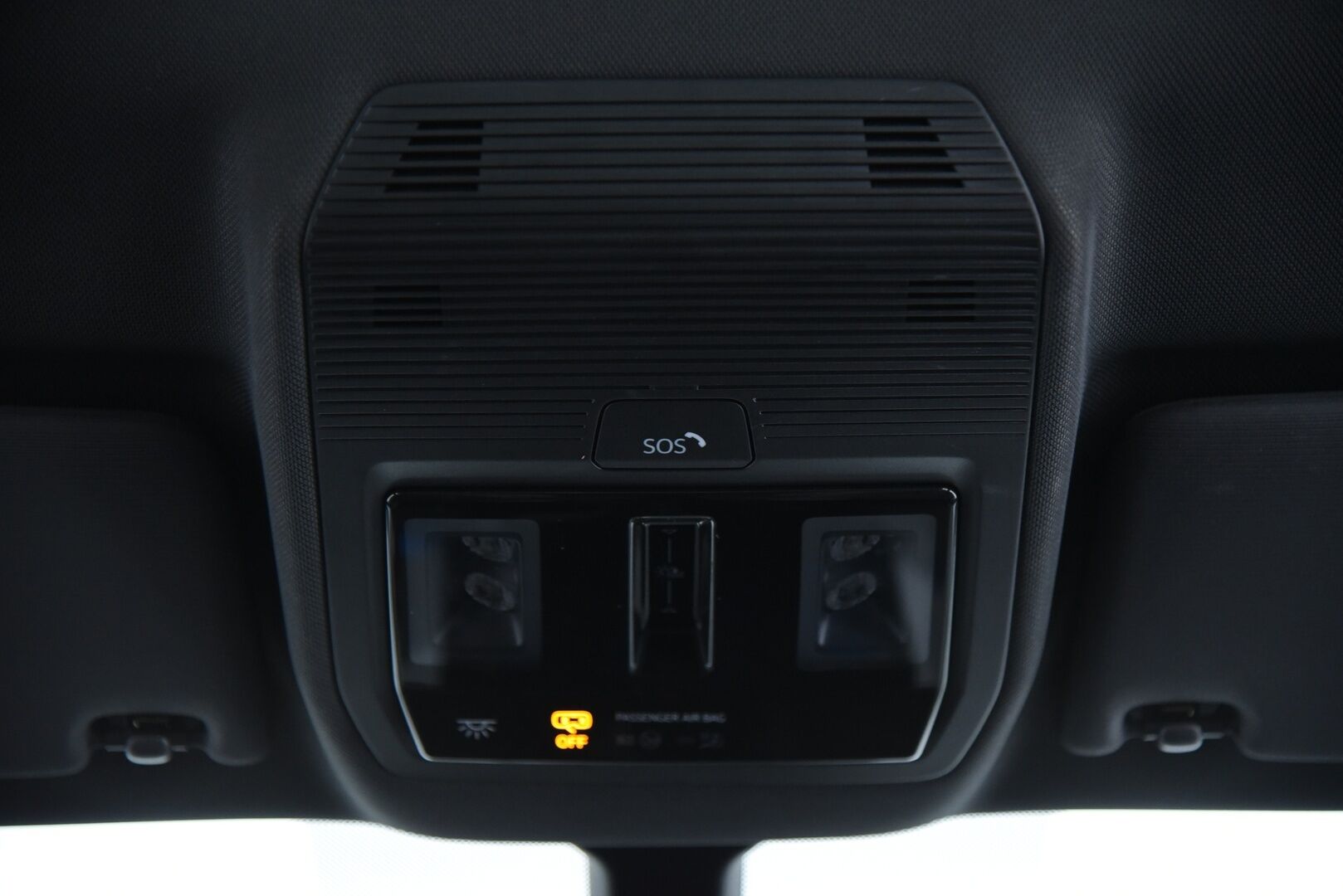 Volkswagen ID.3 2020 1ST Max 150 kW, akku 58 kWh / HUD / Hieronta / ACC / IQ-Light / Side Assist / Sportpenkit / - Lasikatto / Lämpöpumppu / Täyteen varusteltu! / 2x renkaat&vanteet