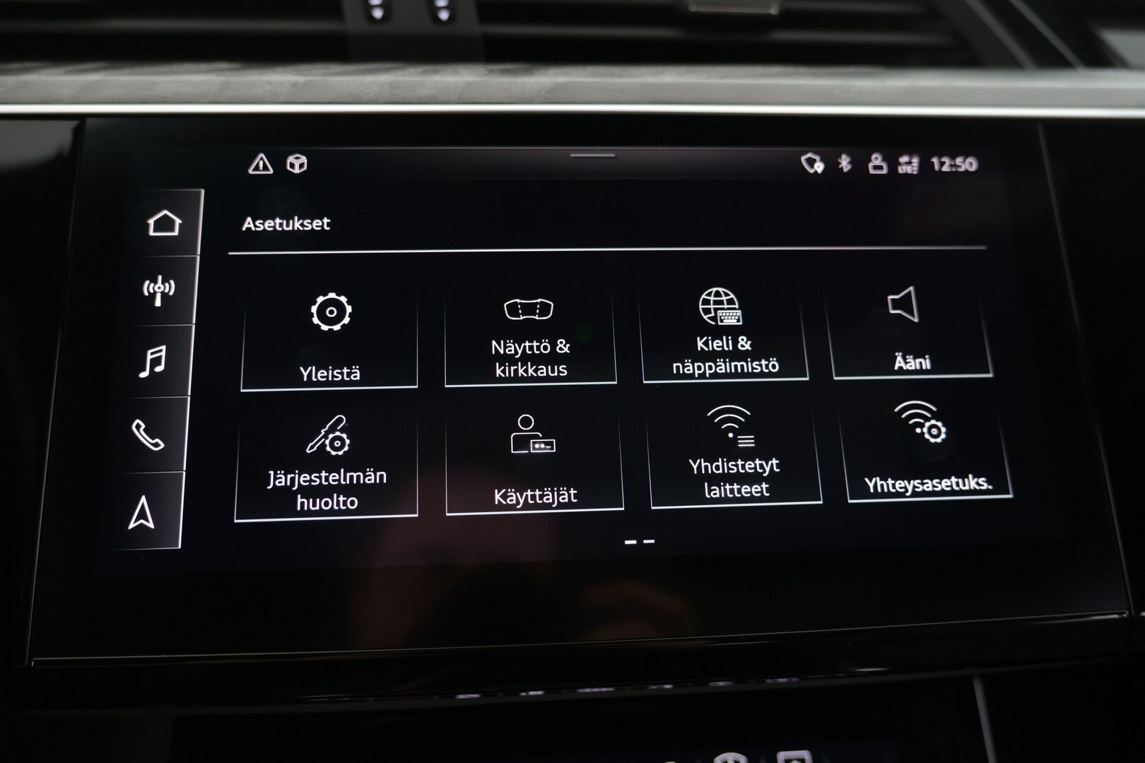 Audi e-tron 2021 Sportback Edition S line 55 quattro - | ACC | P.kamera | Matrix LED | Koukku | Digimittaristo | Sporttipenkit |