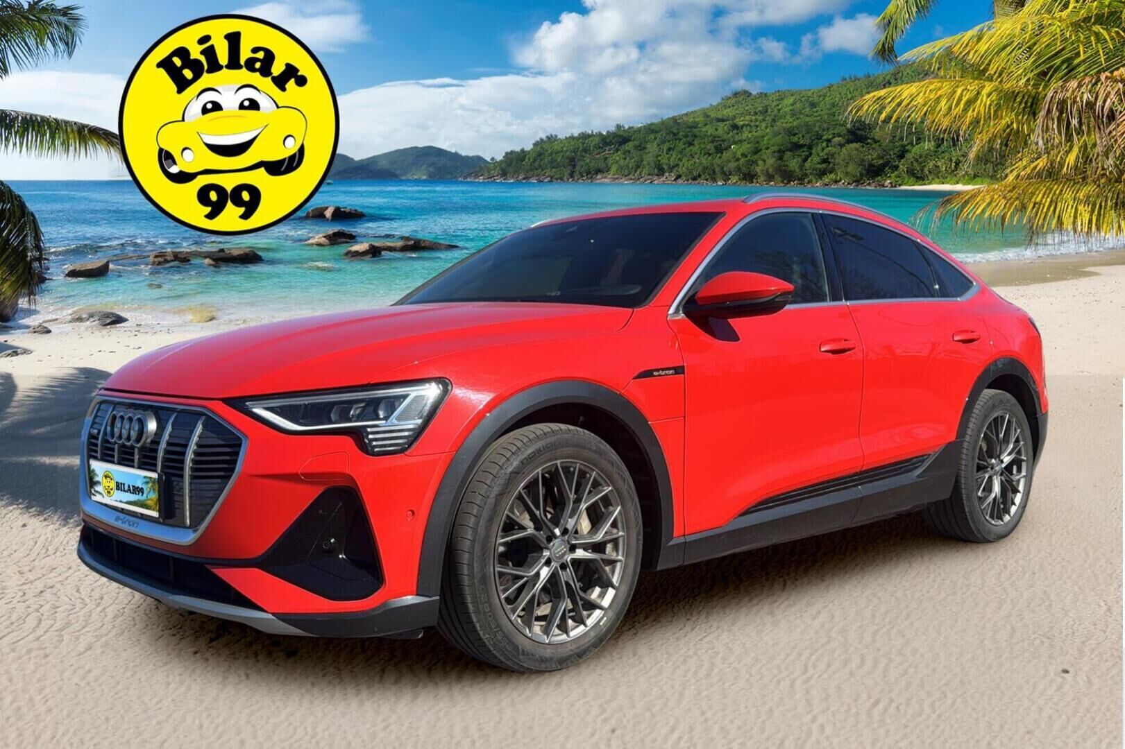 Audi e-tron 2021 Sportback Edition S line 55 quattro *B&O / Koukku / Matrix / Ilma-alusta / Night Vision / HUD / Panorama / ACC / Keyless - ** Kahdet renkaat ja vanteet / Asiallinen huoltohistoria ** - HULLUT AVAJAISHULINAT KORKOTARJOUS 3,29 %