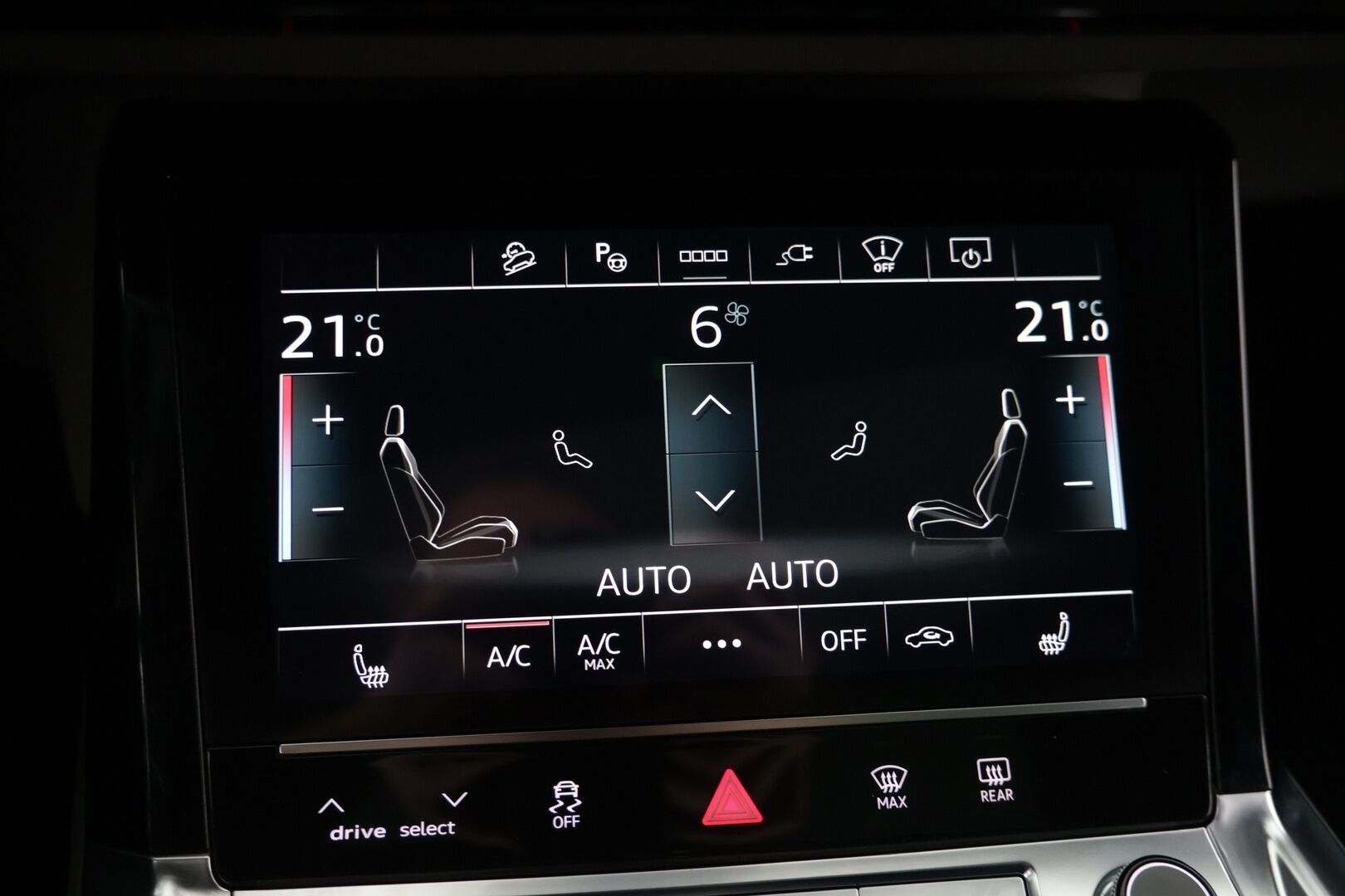 Audi e-tron 2021 Sportback Edition S line 55 quattro - | ACC | P.kamera | Matrix LED | Koukku | Digimittaristo | Sporttipenkit |