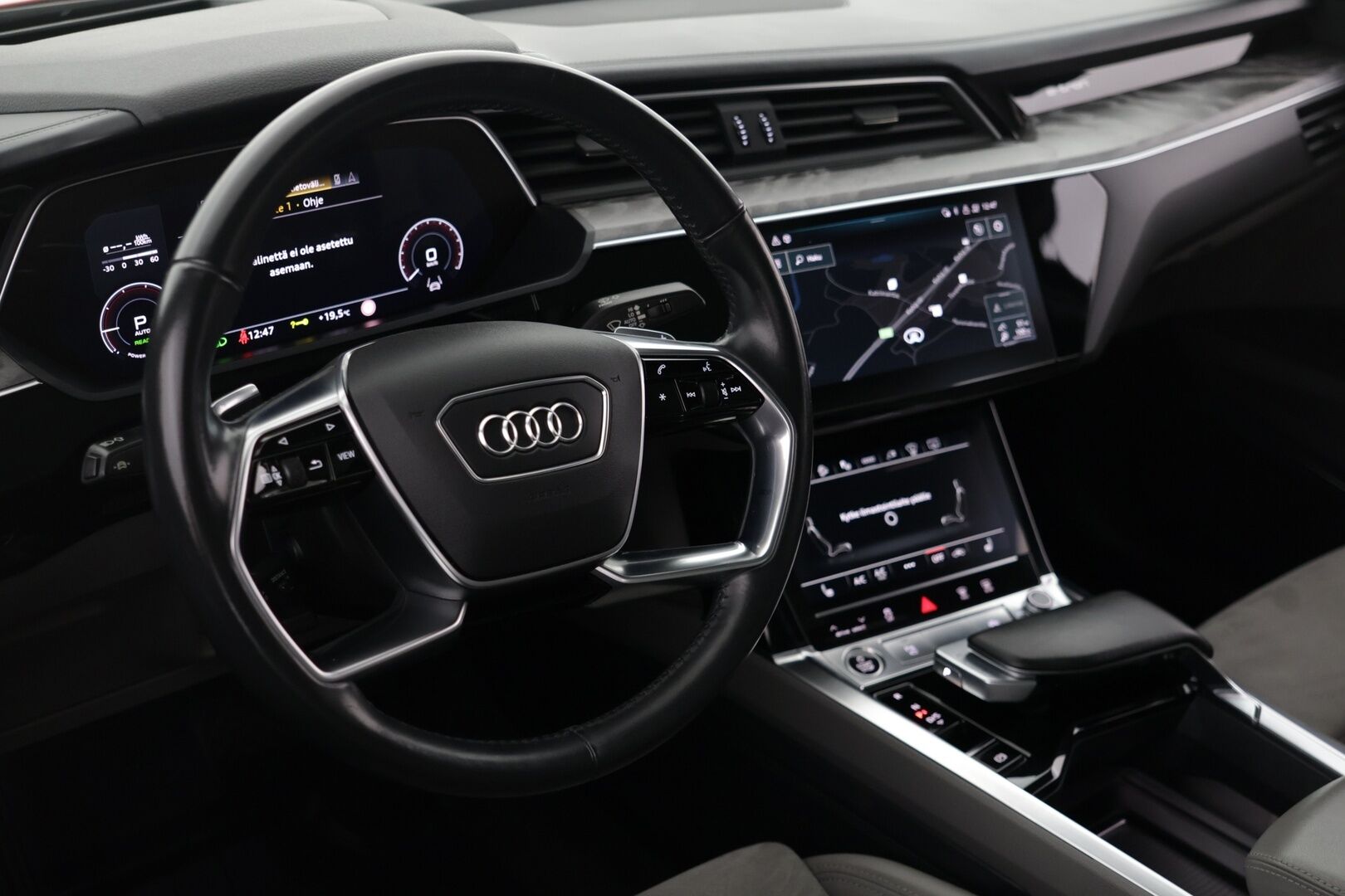 Audi e-tron 2021 Sportback Edition S line 55 quattro - | ACC | P.kamera | Matrix LED | Koukku | Digimittaristo | Sporttipenkit |
