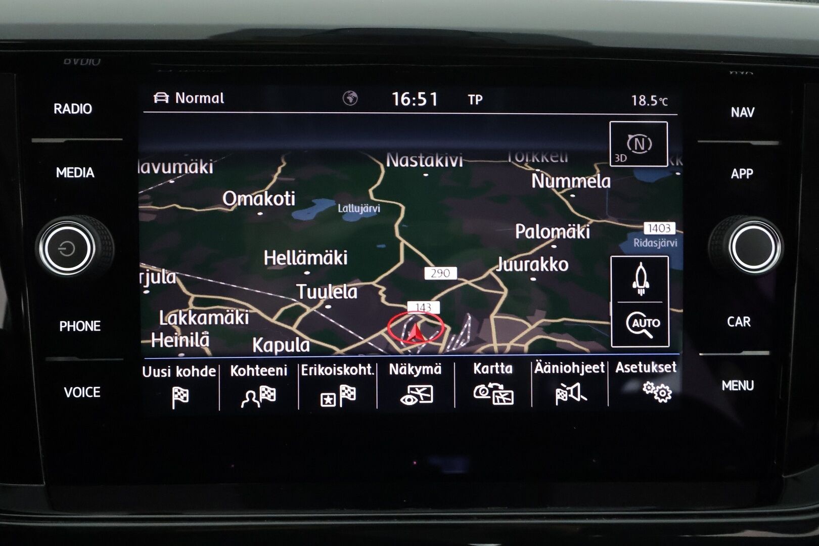 VOLKSWAGEN T-CROSS 2019 1,0 TSI 85 kW R-Line DSG-automaatti - | ACC | Beats | LED | Digimittaristo | Keyless | Lane Assist | BSM | RCTA | App-connect | Navi | P.tutkat | Aut. ilmastointi | 2x renkaat aluin | 