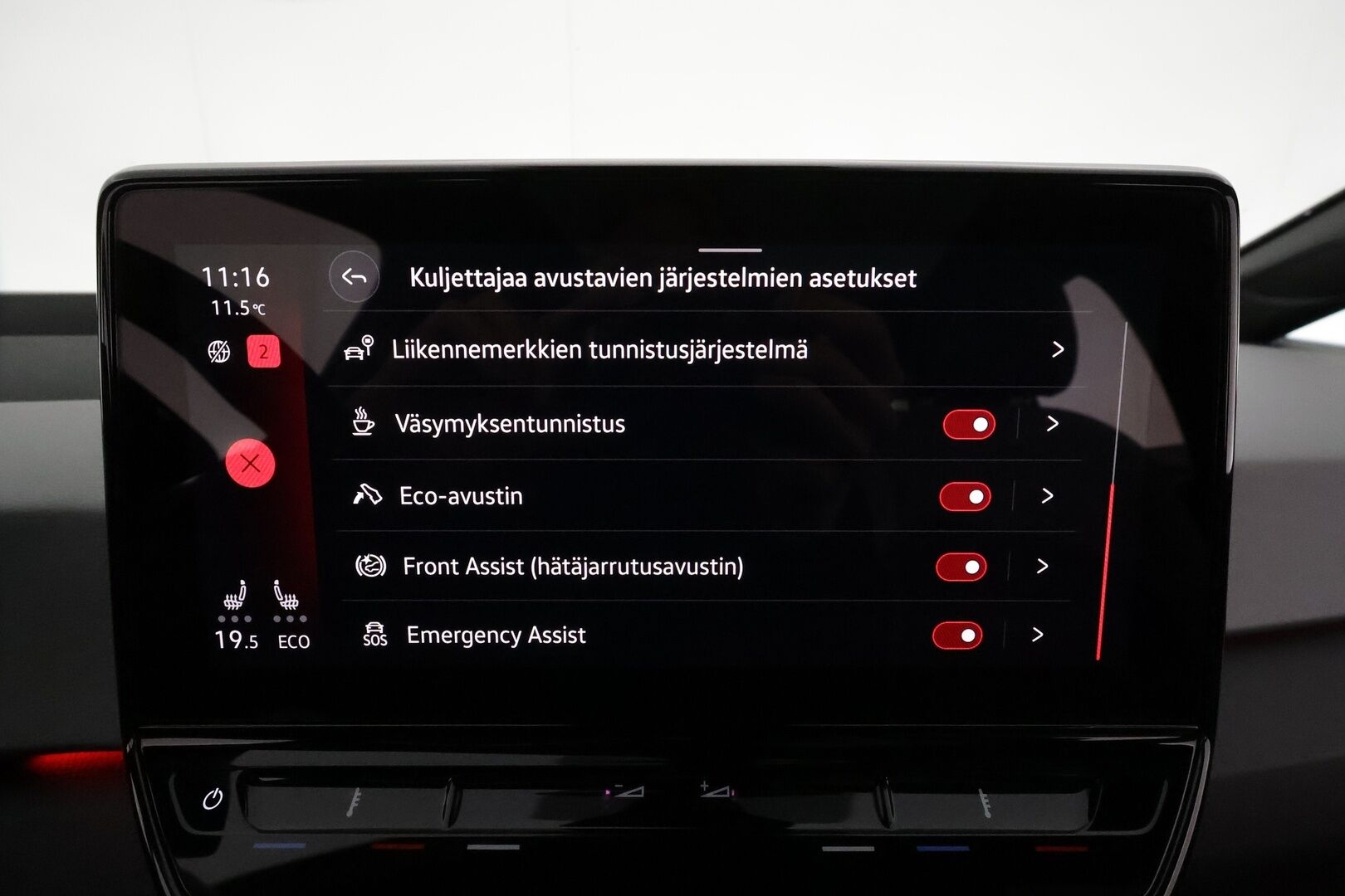 VOLKSWAGEN ID.3 2021 1ST Max 150 kW **Lasikatto / ILP / ACC / Matrix-LED / P.kamera / Hierovat Sportpenkit / Navi / Kaistavahti / Keyless* - Kahdet Renkaat / *HUIPPU KAMOILLA*