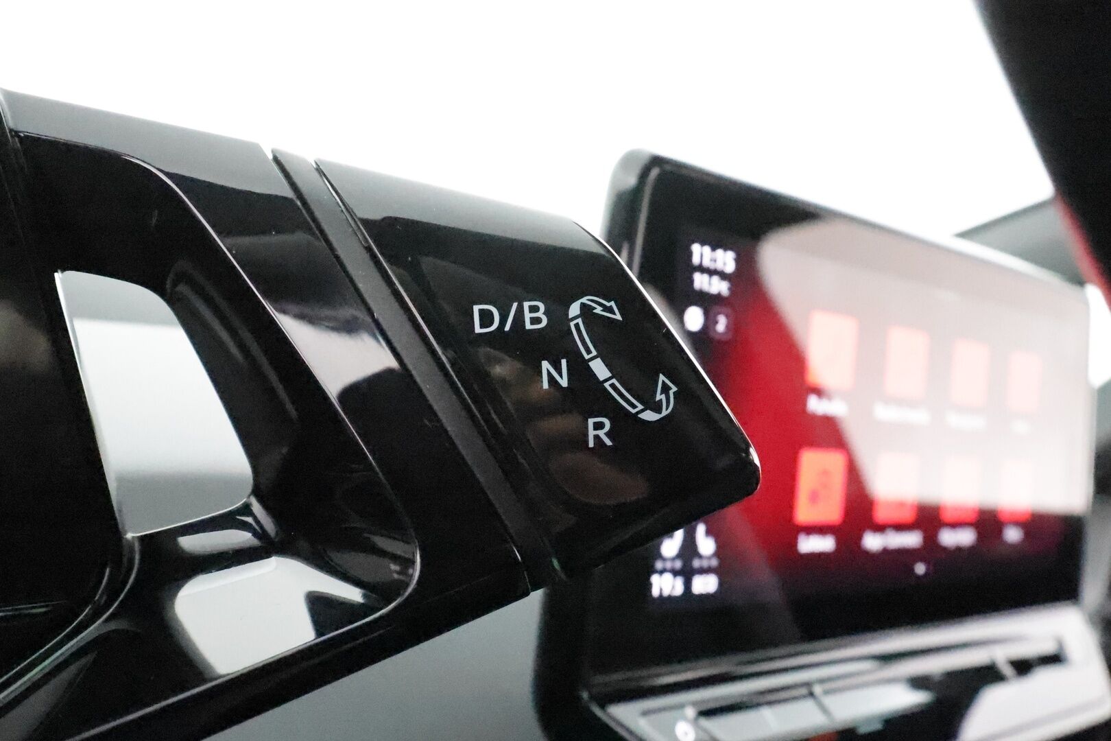 VOLKSWAGEN ID.3 2021 1ST Max 150 kW **Lasikatto / ILP / ACC / Matrix-LED / P.kamera / Hierovat Sportpenkit / Navi / Kaistavahti / Keyless* - Akku kuntotarkastettu / Kahdet Renkaat / *HUIPPU KAMOILLA* - HULLUT BLACKWEEK JATKOT - KORKOTARJOUS 2,49%