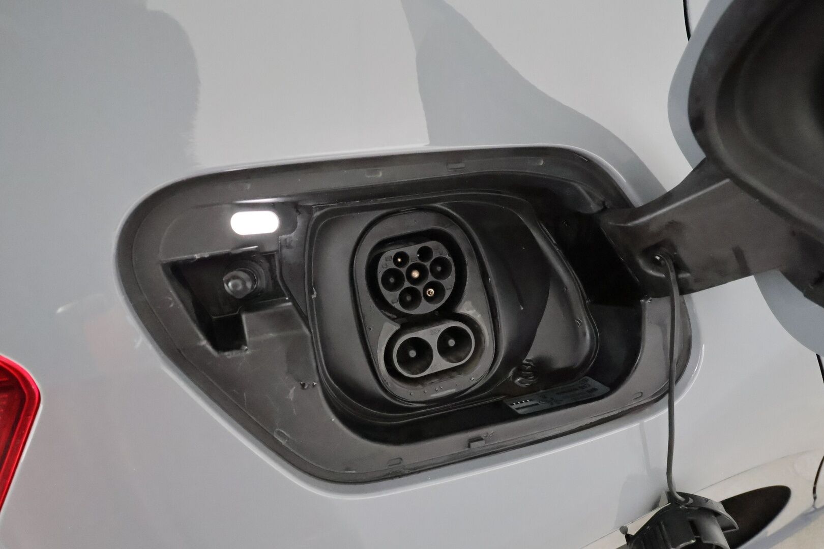 VOLKSWAGEN ID.3 2021 1ST Max 150 kW **Lasikatto / ILP / ACC / Matrix-LED / P.kamera / Hierovat Sportpenkit / Navi / Kaistavahti / Keyless* - Kahdet Renkaat / *HUIPPU KAMOILLA*