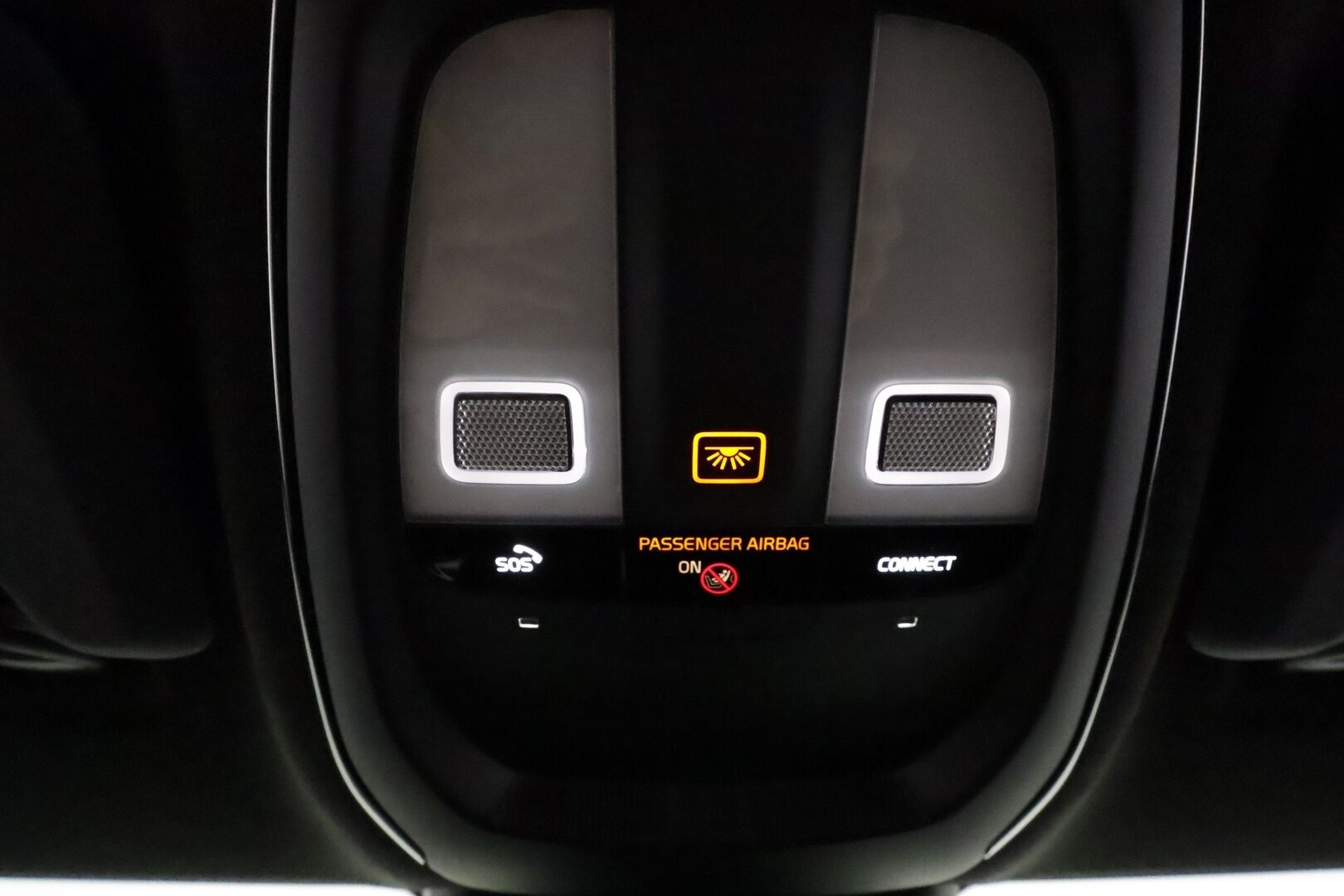 Polestar 2 2021 Launch Edition Performance, 300kW 78kWh **ACC / Lasikatto / H&K / Muistipenkki / 360° / Koukku / Pixel LED** - 3,99 % KORKOTARJOUS TÄHÄN AUTOON 31.8. ASTI! - Kahdet renkaat aluvanteilla / Merkkihuollettu