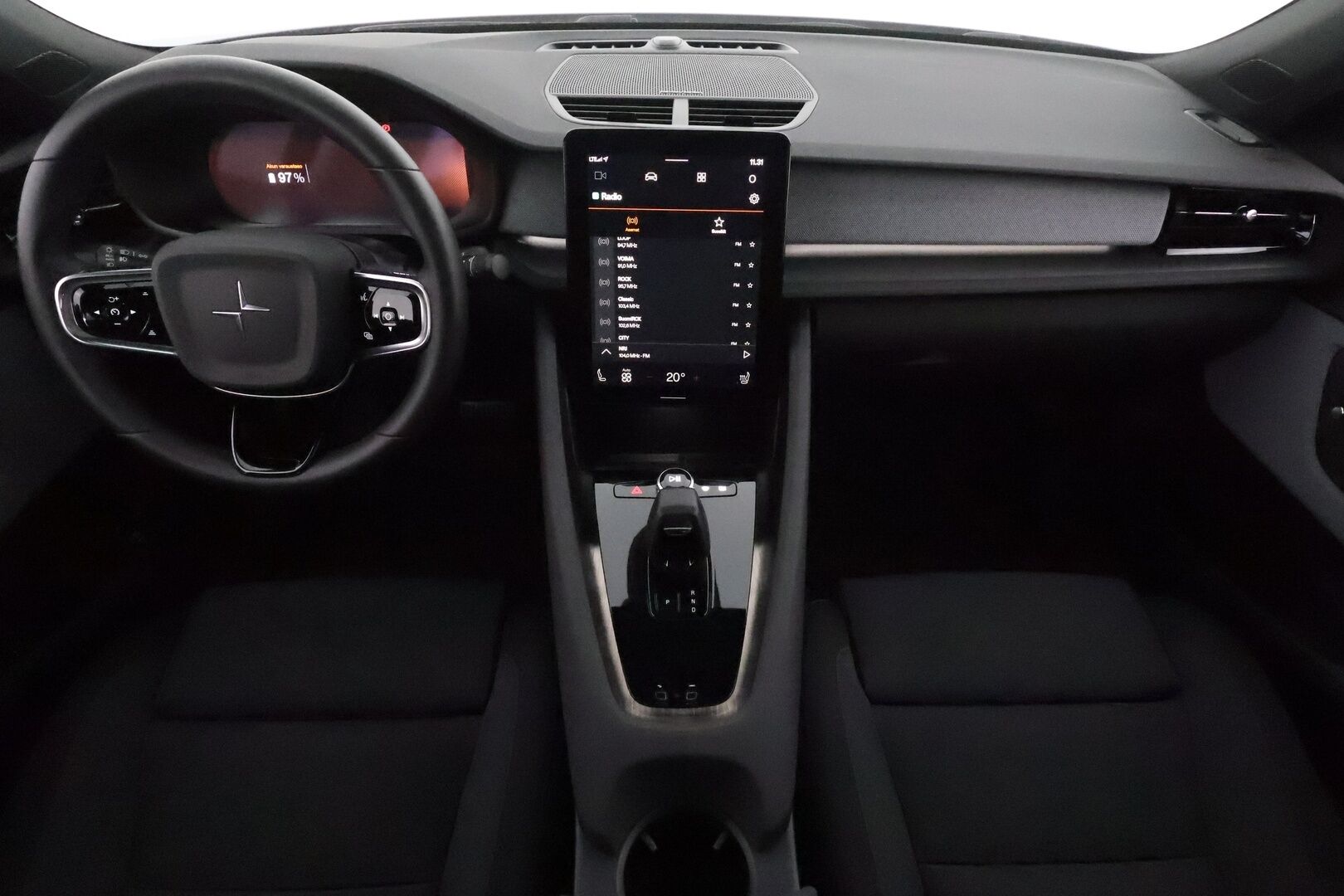 Polestar 2 2021 Launch Edition Performance, 300kW 78kWh **ACC / Lasikatto / H&K / Muistipenkki / 360° / Koukku / Pixel LED** - 3,99 % KORKOTARJOUS TÄHÄN AUTOON 31.8. ASTI! - Kahdet renkaat aluvanteilla / Merkkihuollettu