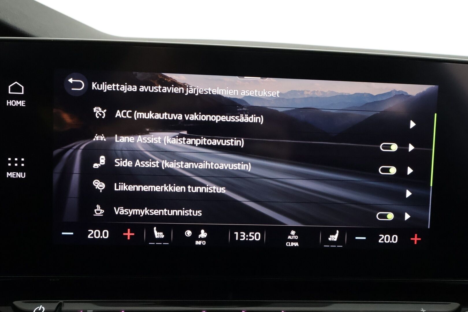 Skoda Octavia 2024 Combi 2.0 TDI 150 Style DSG Autom. - | ACC | Webasto | Koukku | Matrix-LED | Hieronta | P.kamera | Travel Assist | Side Assist | Keyless | Lämm. ratti | Merkkihuollot | 1-om suomiauto | 