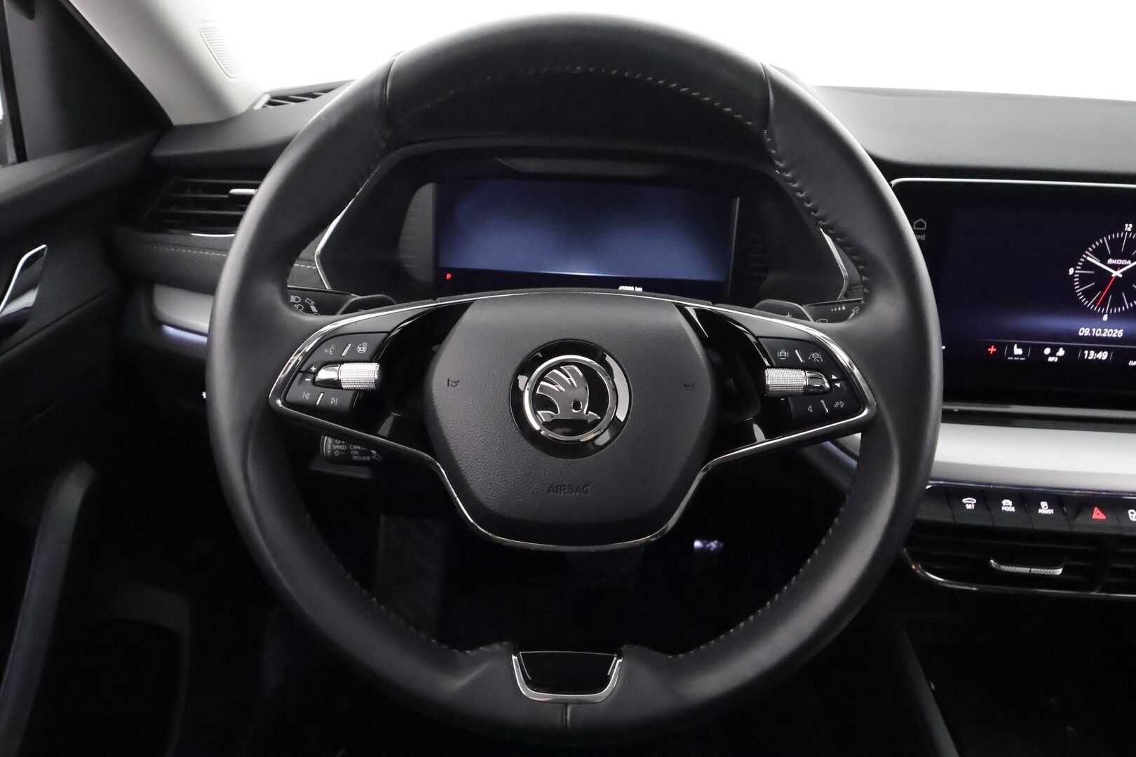 Skoda Octavia 2024 Combi 2.0 TDI 150 Style DSG Autom. - | ACC | Webasto | Koukku | Matrix-LED | Hieronta | P.kamera | Travel Assist | Side Assist | Keyless | Lämm. ratti | Merkkihuollot | 1-om suomiauto | 