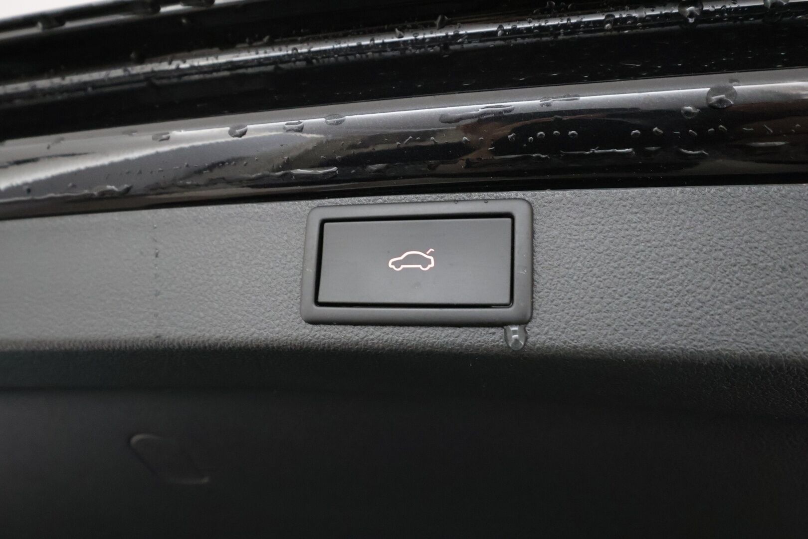 Skoda Octavia 2024 Combi 2.0 TDI 150 Style DSG Autom. - | ACC | Webasto | Koukku | Matrix-LED | Hieronta | P.kamera | Travel Assist | Side Assist | Keyless | Lämm. ratti | Merkkihuollot | 1-om suomiauto | 