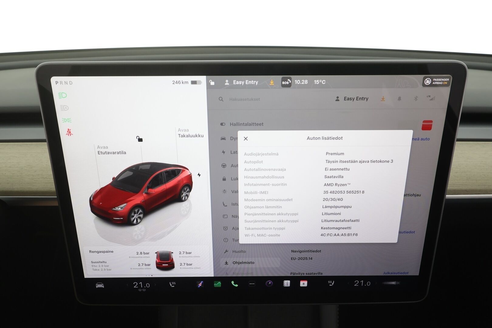 Tesla Model Y 2023 RWD - 1OM Suomiauto | ILP | Koukku | Lasikatto | Nahkasisusta | Matrix LED | ALV | Metalliväri | Upea | 2x Renkaat Alkuperäisvantein!