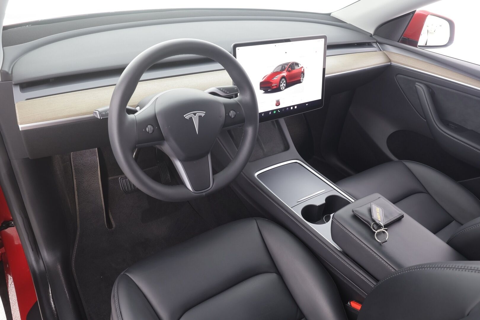Tesla Model Y 2023 RWD - 1OM Suomiauto | ILP | Koukku | Lasikatto | Nahkasisusta | Matrix LED | ALV | Metalliväri | Upea | 2x Renkaat Alkuperäisvantein!