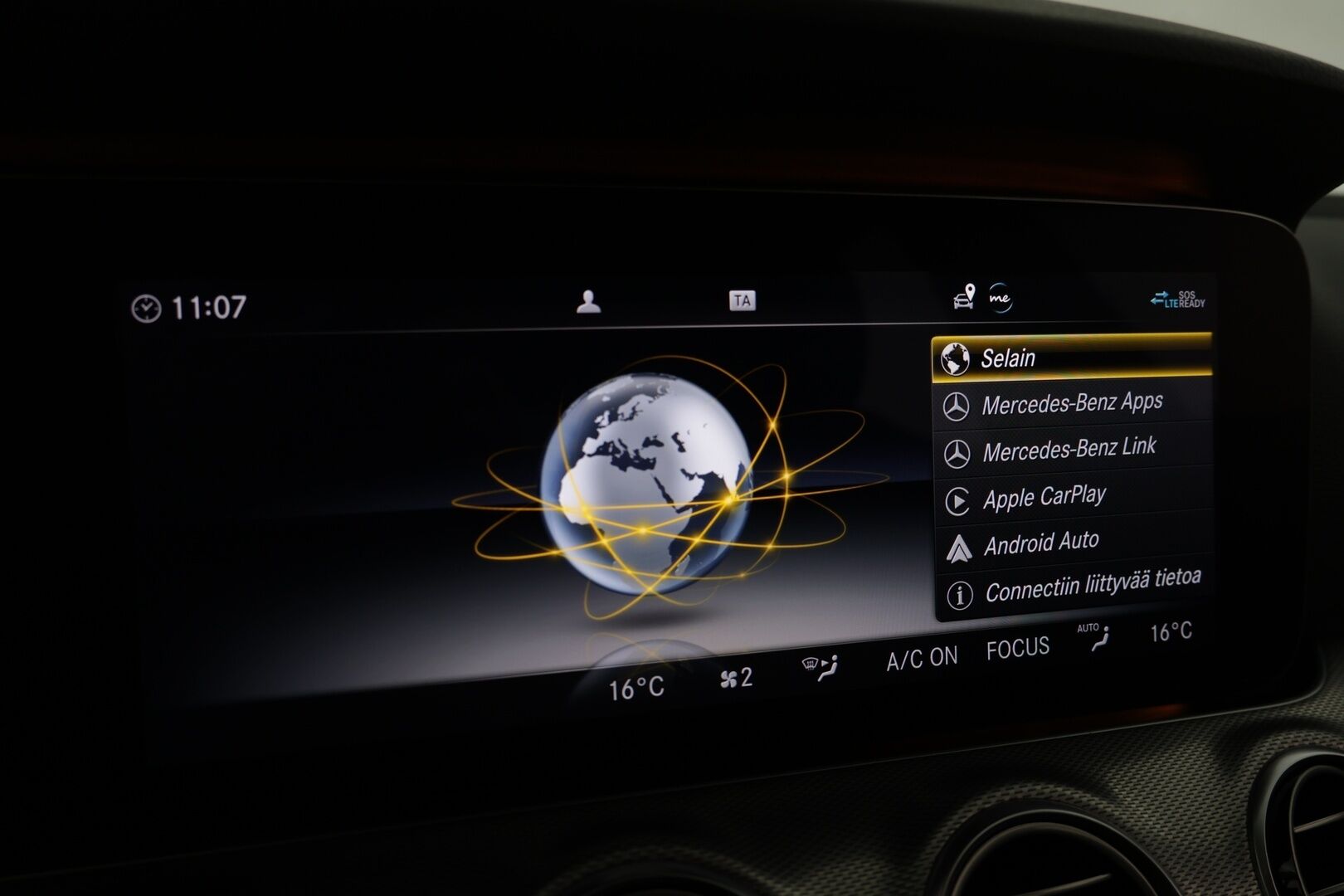 Mercedes-Benz E 2019 300 de T A Business Avantgarde Edition EQ Power - UPEAT VARUSTEET | Burmester | DTR+ | Multibeam LED | P.kamera | Widescreen | Sähk. vetokoukku | BLIS | Ambient light.
