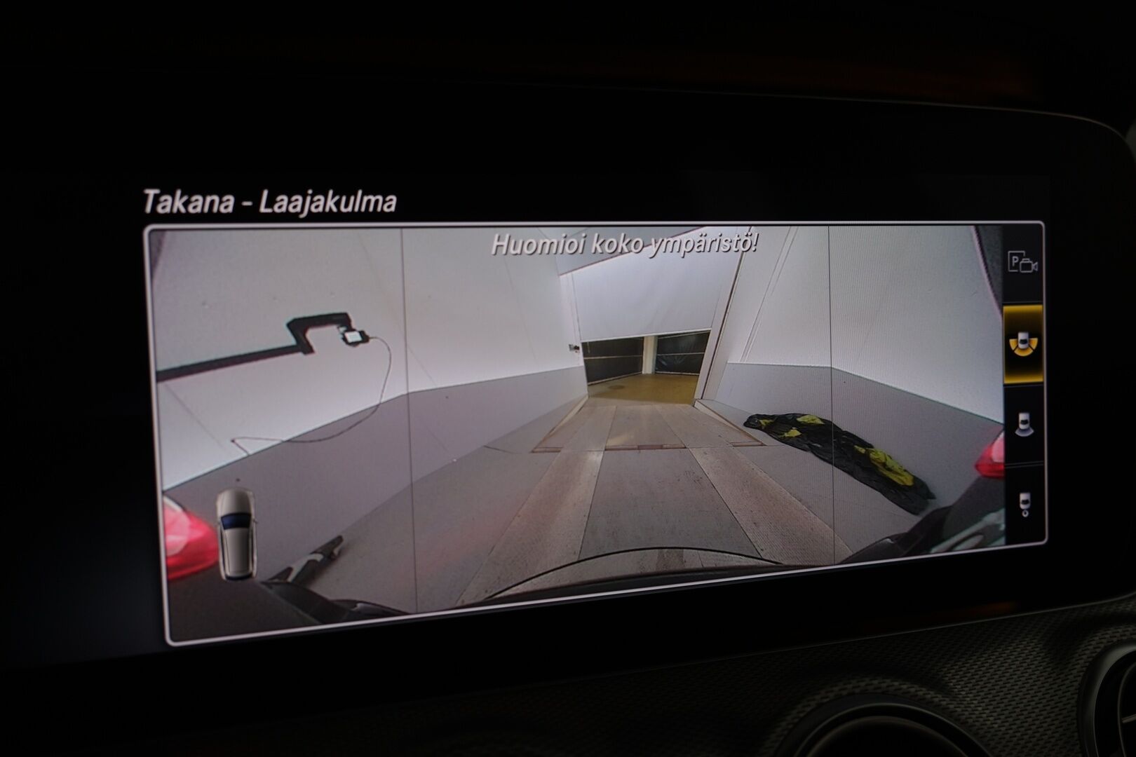 Mercedes-Benz E 2019 300 de T A Business Avantgarde Edition EQ Power - UPEAT VARUSTEET | Burmester | DTR+ | Multibeam LED | P.kamera | Widescreen | Sähk. vetokoukku | BLIS | Ambient light.