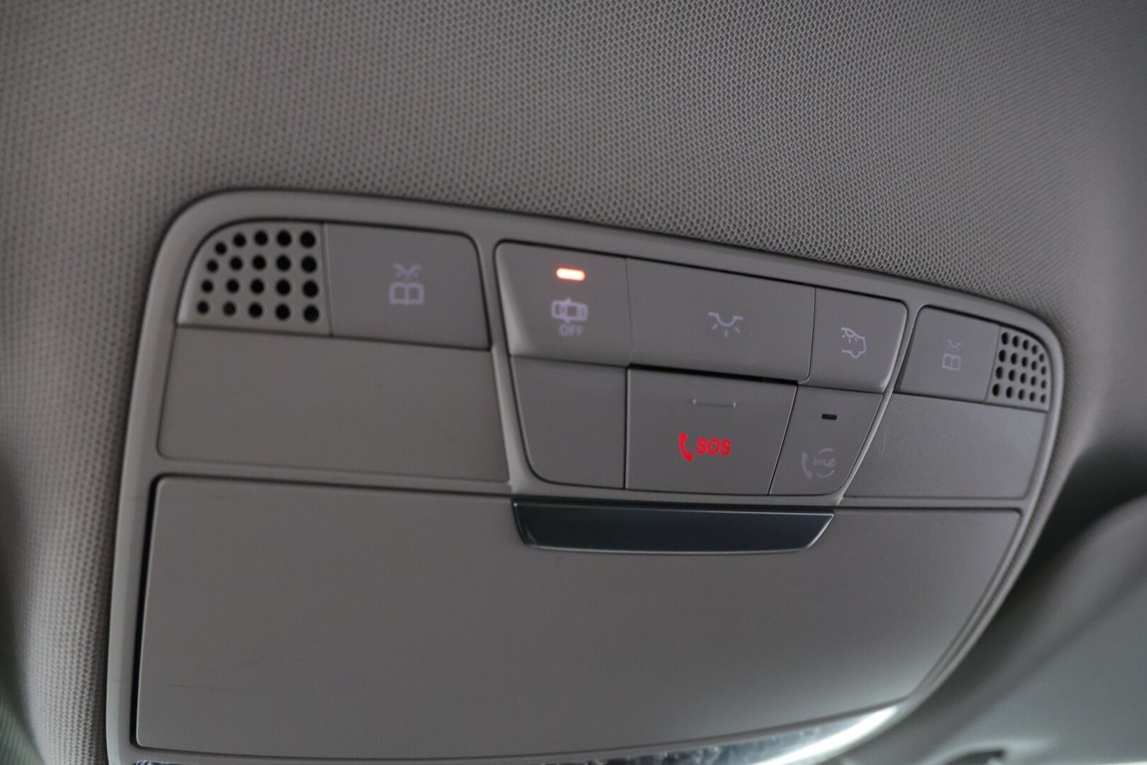 Mercedes-Benz E 2019 300 de T A Business Avantgarde Edition EQ Power - UPEAT VARUSTEET | Burmester | DTR+ | Multibeam LED | P.kamera | Widescreen | Sähk. vetokoukku | BLIS | Ambient light.