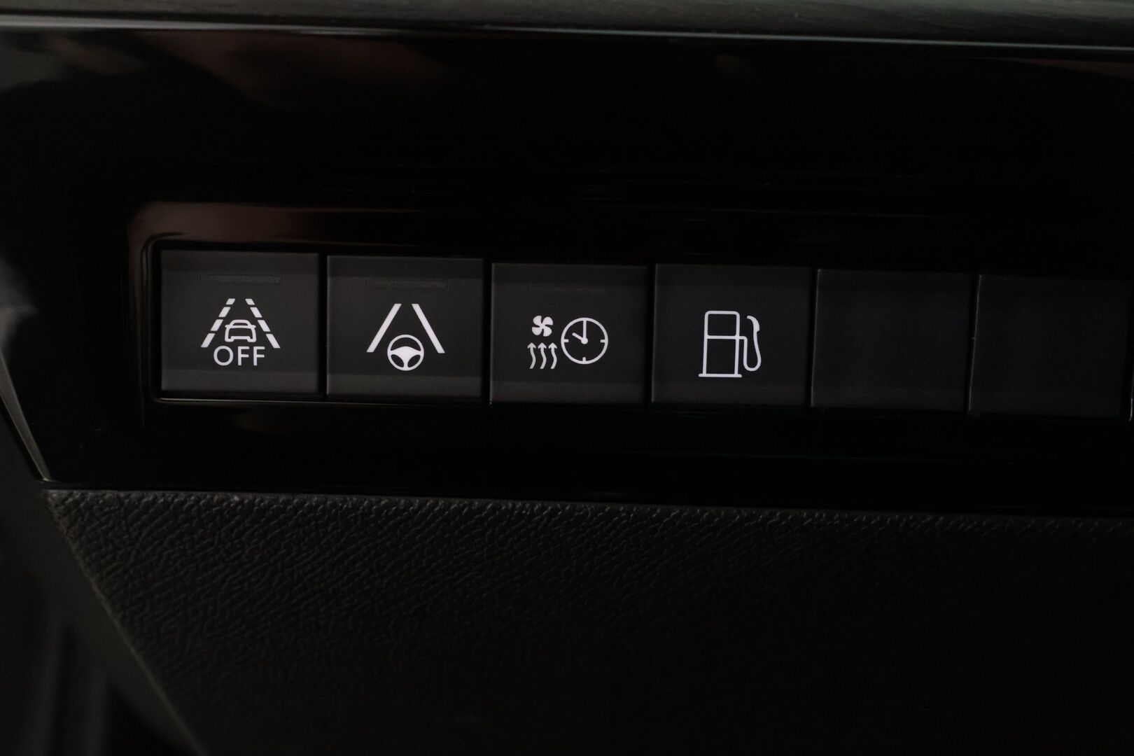 PEUGEOT 508 2020 SW GT line Hybrid 225 EAT8-aut - *Merkkihuollettu / Adapt. vakkari / Focal Sound System / Hierovat penkit / Keyless / P.kamera / Koukku *