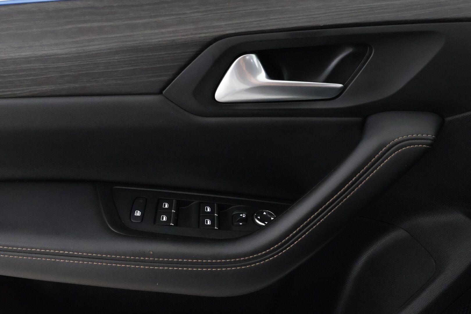 PEUGEOT 508 2020 SW GT line Hybrid 225 EAT8-aut - *Merkkihuollettu / Adapt. vakkari / Focal Sound System / Hierovat penkit / Keyless / P.kamera / Koukku *