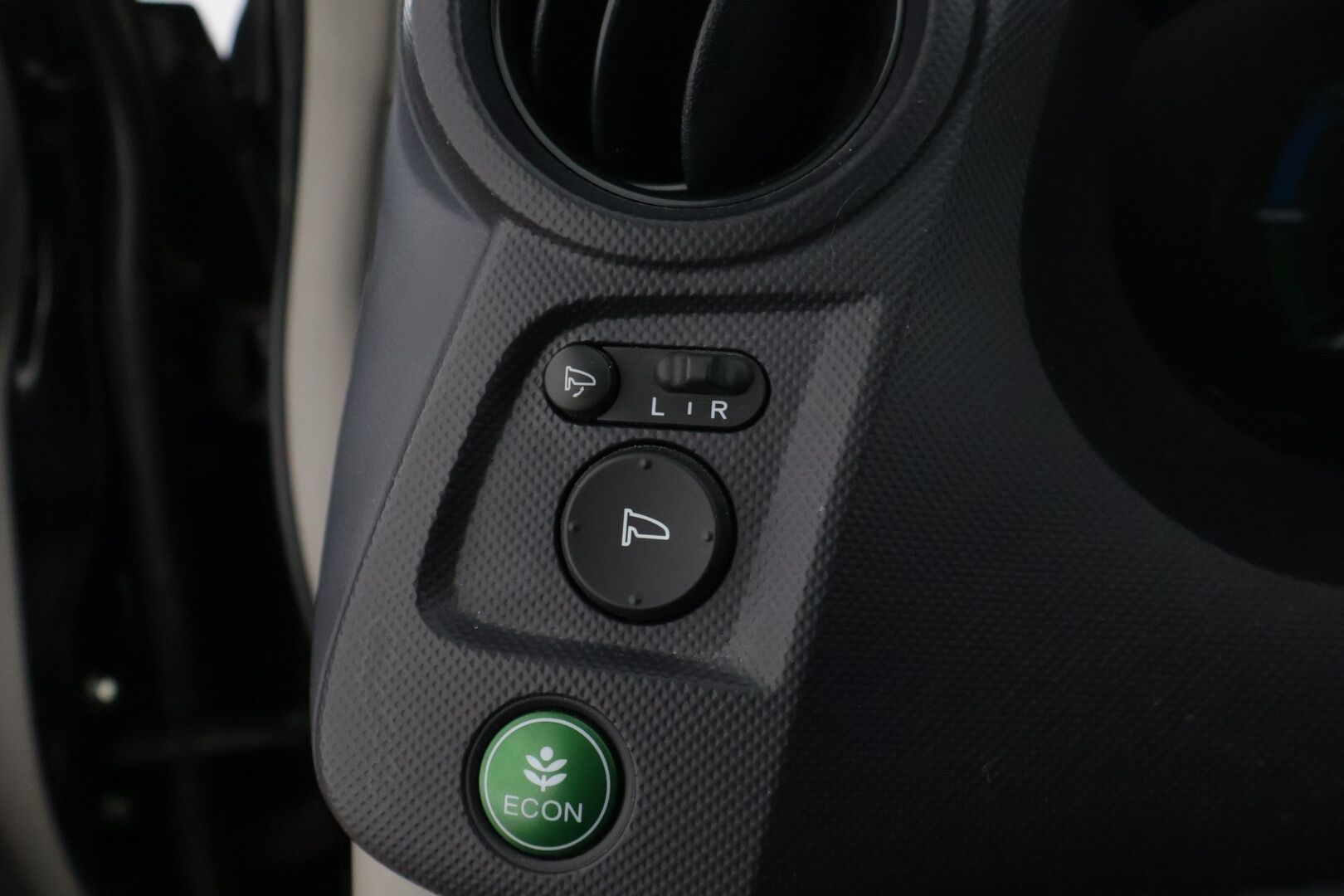 Honda Insight 2010 5D 1,3 Comfort Business - * Vähän ajettu. Juuri tullut! * - HULLUT VÄLIPÄIVÄT KORKOTARJOUS 2,49%