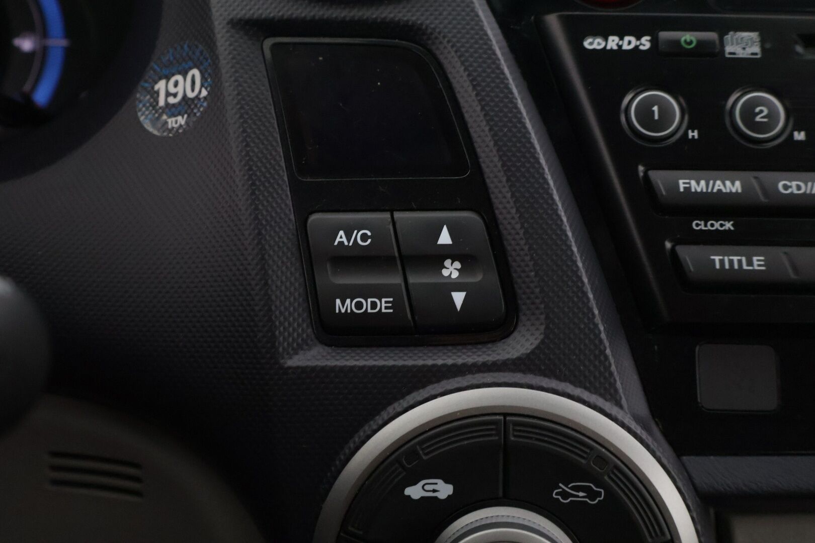 Honda Insight 2010 5D 1,3 Comfort Business * Vakkari / P.Tutka / Lohko+Sisä / Autom. Ilmastointi / Autom. Valot * - * Vähän ajettu / Juuri huollettu / Seurv. Katsastus 8/26 * - HULLUT AVAJAISHULINAT KORKOTARJOUS 3,29 %