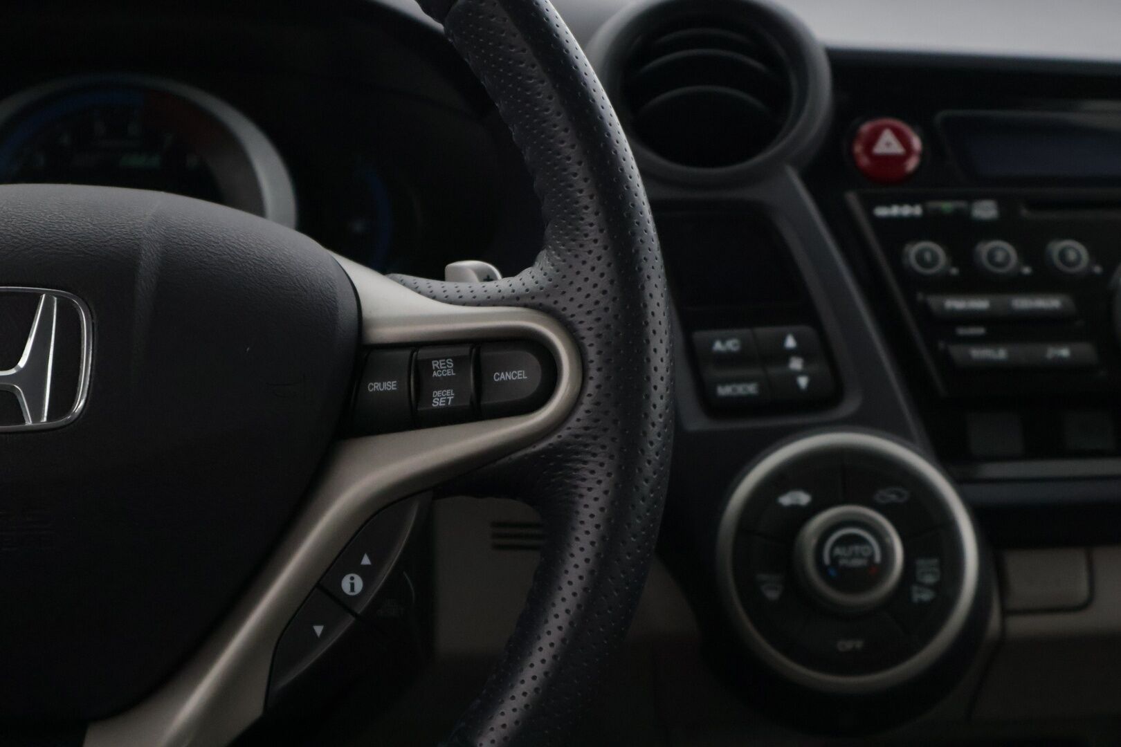 Honda Insight 2010 5D 1,3 Comfort Business - * Vähän ajettu. Juuri tullut! * - HULLUT VÄLIPÄIVÄT KORKOTARJOUS 2,49%