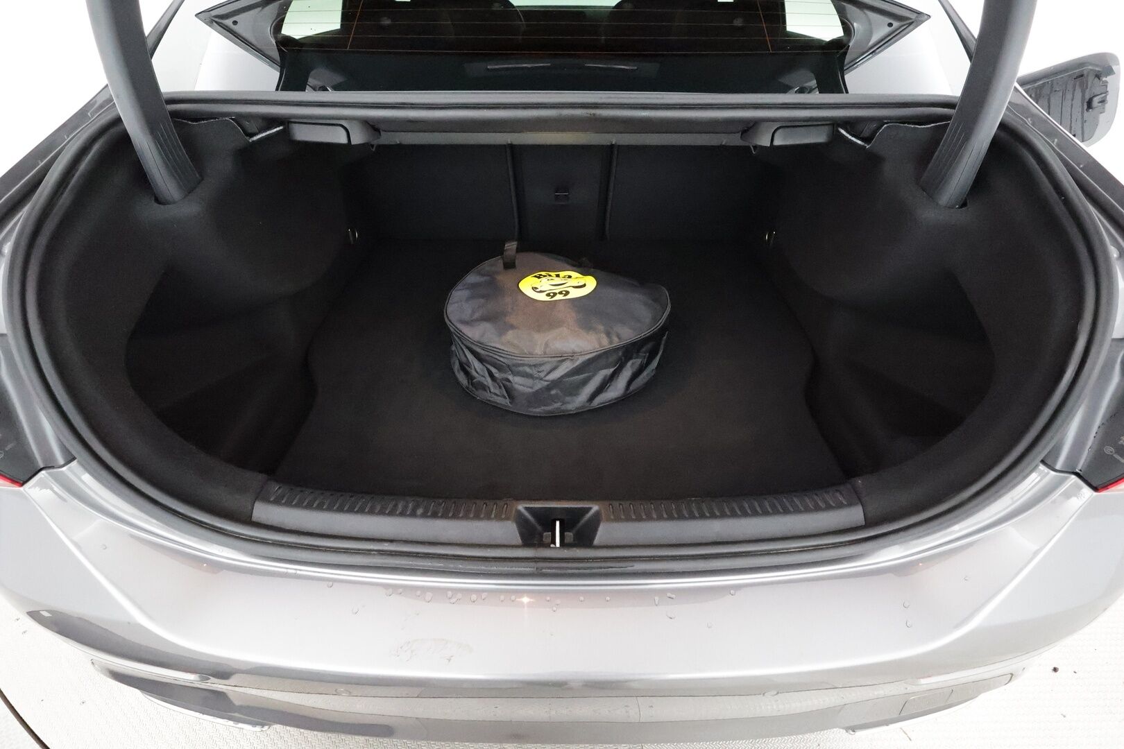 Mercedes-Benz A 2021 250 e A sedan Business AMG EQ Power * Distronic+ / P.kamera / Multibeam / Navi / Widescreen / Sporttipenkit * - HULLU BLACKWEEK KORKOTARJOUS 2,49%