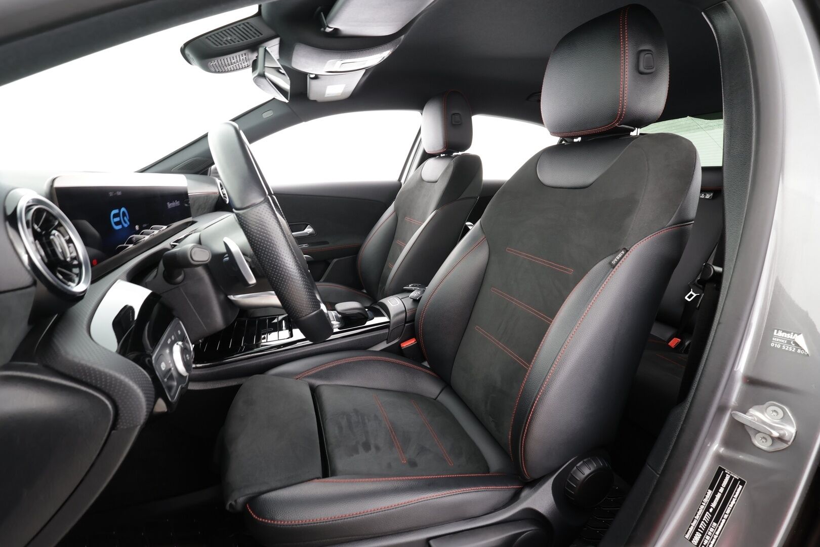 Mercedes-Benz A 2021 250 e A sedan Business AMG EQ Power * Distronic+ / P.kamera / Multibeam / Navi / Widescreen / Sporttipenkit * - HULLU BLACKWEEK KORKOTARJOUS 2,49%