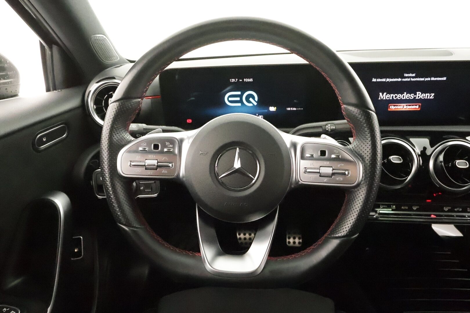 Mercedes-Benz A 2021 250 e A sedan Business AMG EQ Power * Distronic+ / P.kamera / Multibeam / Navi / Widescreen / Sporttipenkit * - HULLU BLACKWEEK KORKOTARJOUS 2,49%