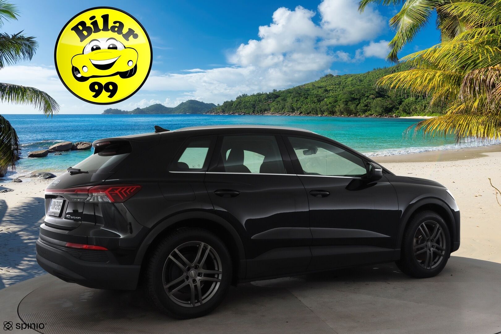 Audi Q4 e-tron 2024 e-tron 40 * ACC / P.kamera / LED / Navi / ILP / Koukku / Sporttipenkit * - 1.Om Suomi-auto / Kahdet renkaat aluvanteilla / Merkkihuollettu - HULLU BLACKWEEK KORKOTARJOUS 2,49%