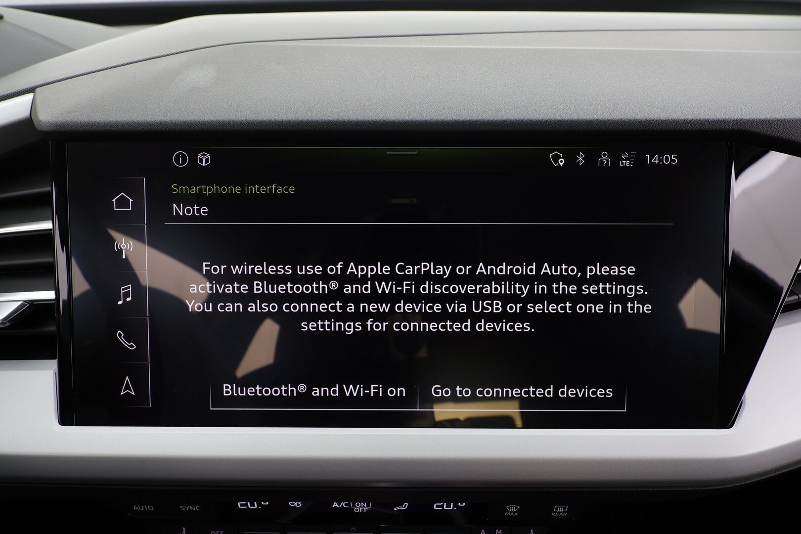 Audi Q4 e-tron 2024 e-tron 40 * ACC / P.kamera / LED / Navi / ILP / Koukku / Sporttipenkit * - 1.Om Suomi-auto / Kahdet renkaat aluvanteilla / Merkkihuollettu - HULLU BLACKWEEK KORKOTARJOUS 2,49%