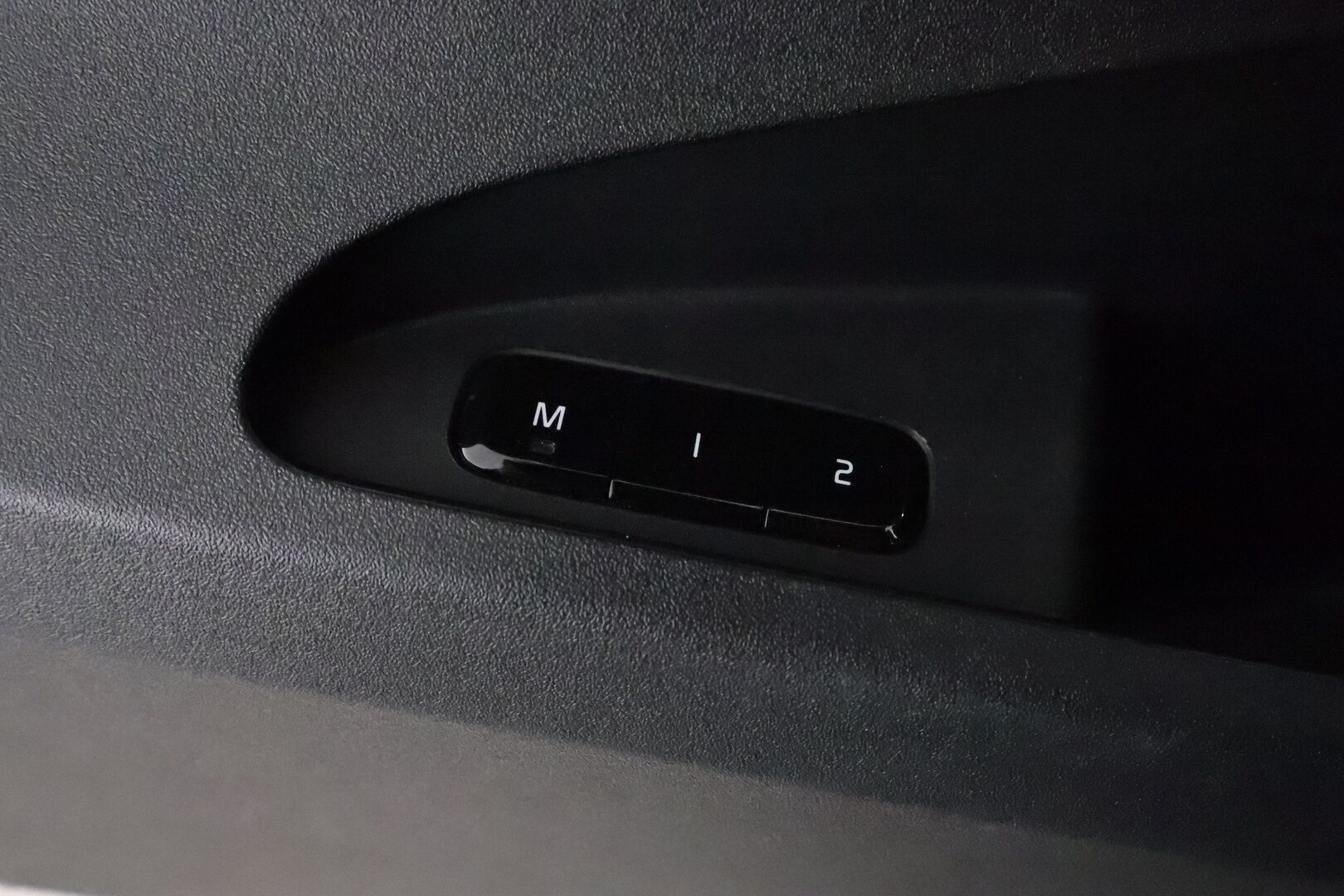 Polestar 2 2021 Performance *ACC / H&K / 360° / Muistipenkki / Pixel LED / Lasikatto / Navi / BLIS / KeylessGo* - Akku kuntotarkastettu!