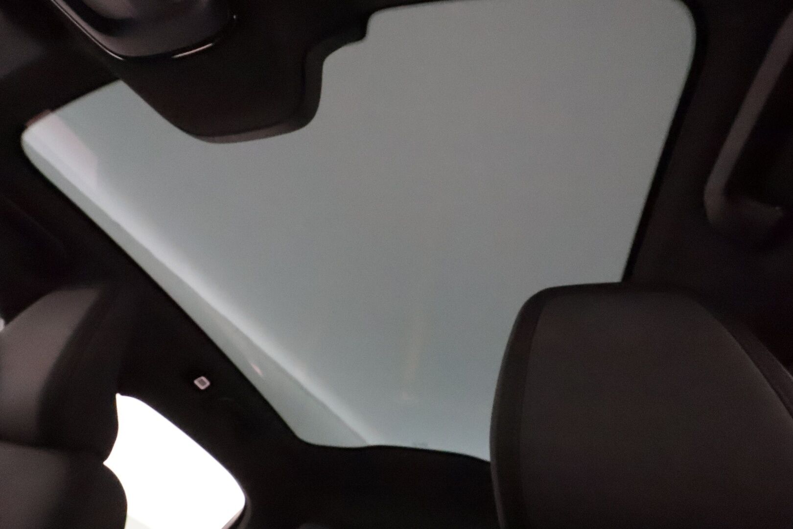 Polestar 2 2021 Performance *ACC / H&K / 360° / Muistipenkki / Pixel LED / Lasikatto / Navi / BLIS / KeylessGo* - Akku kuntotarkastettu! - Osta nyt, maksa vasta ensi vuonna