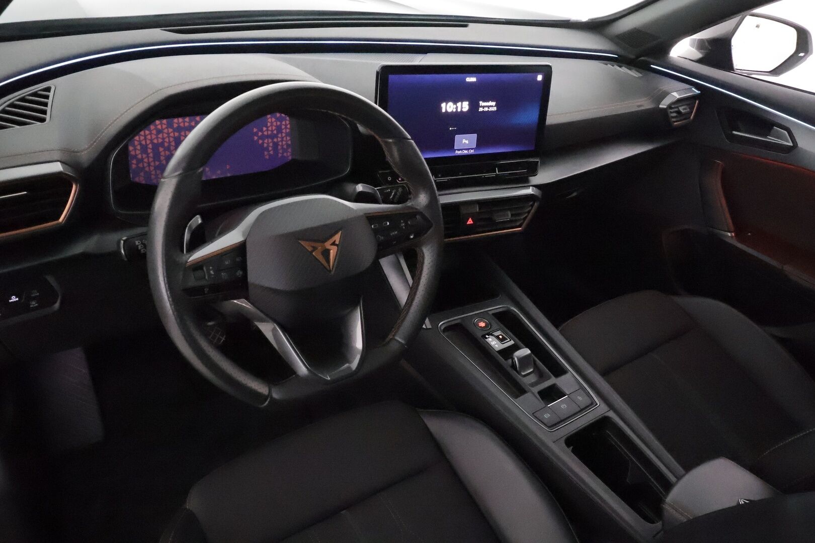Cupra Formentor 2021 1.4 PHEV 150 kW e-HYBRID DSG **Adapt.Vakkari / LED-valot / P.Kamera / Digimittaristo / Navi / Kaistavahti / Keyless** - 2x Latauskaapelit / Kahdet Renkaat