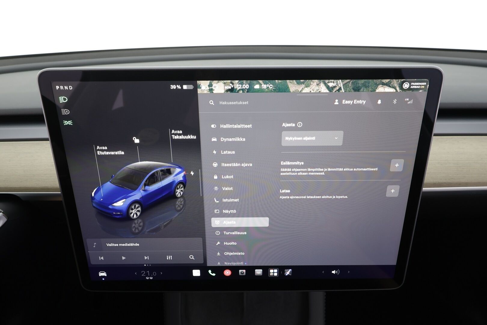 Tesla Model Y 2023 RWD - | Koukku | ILP | Lasikatto | ACC | Matrix-LED | P.Kamera | Muistipenkki | Premium Audio | Navi | Kaistavahti | Keyless | 2x Latauskaapelit | Kahdet renkaat | 1-om Suomi-auto |