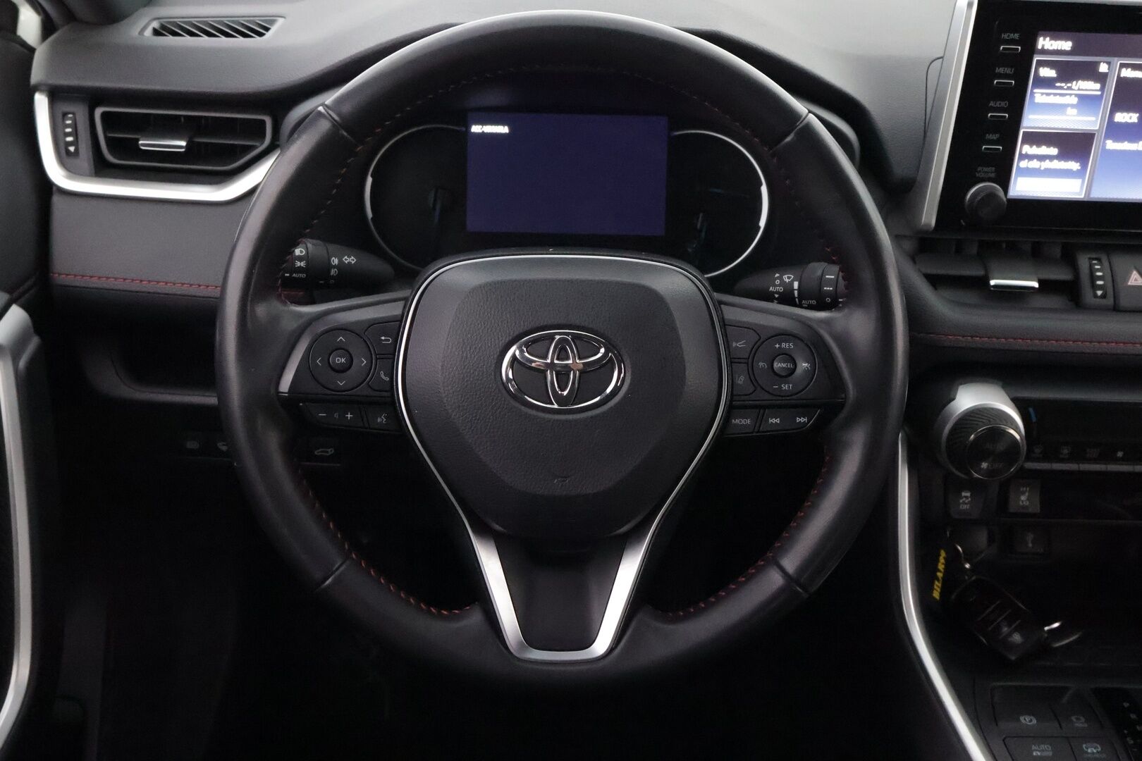 Toyota RAV4 PLUG-IN 2022 Hybrid 2,5 AWD-i Active Business * Adapt.Vakkari / Vetokoukku / Peruutuskamera / Keyless / Lohko & Sisäpistoke / LED - Adapt.LED / Merkkihuollot / Juuri saapunut Tampereelle!