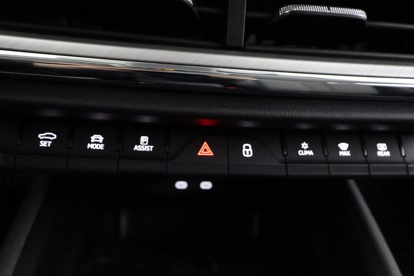 Skoda Enyaq 2023 80x 4x4 iV - | ACC | ILP | Muistipenkki | Matrix-LED | P.kamera | Puolinahat | Keyless | Travel Assist | Side Assist | 1-om suomiauto | 2x renkaat aluin | ALV | 